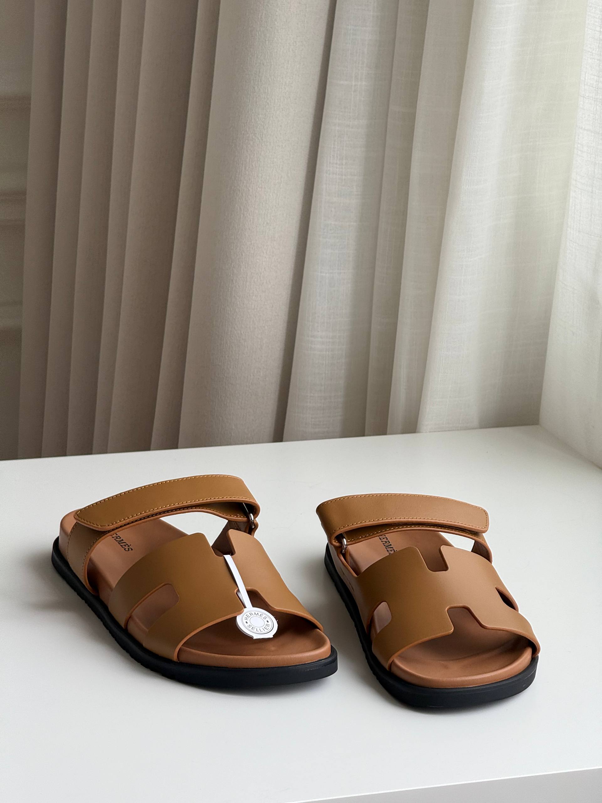 HERMÈS Chypre Calfskin Sandals with Adjustable Velcro Strap