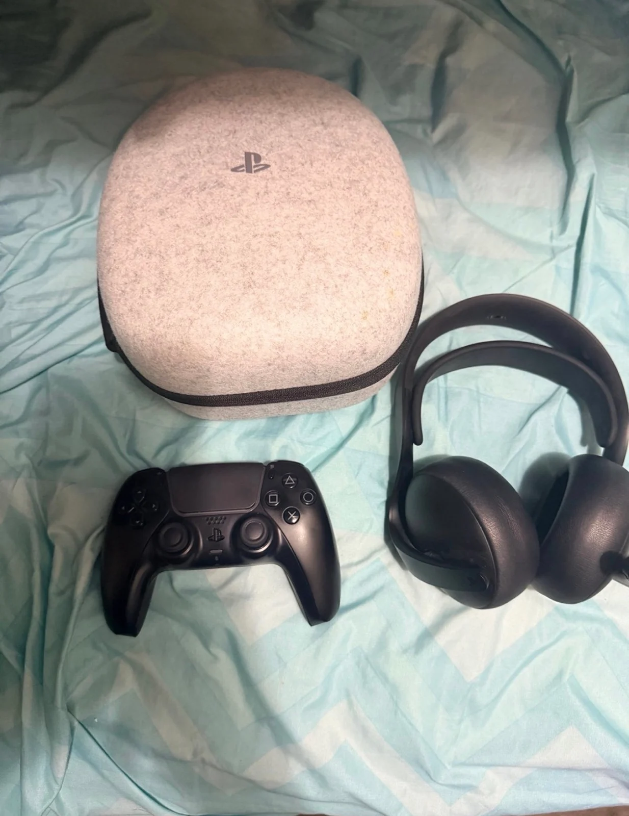 AirPod pro gen 2 (usb-c) Apple Like new RY45L