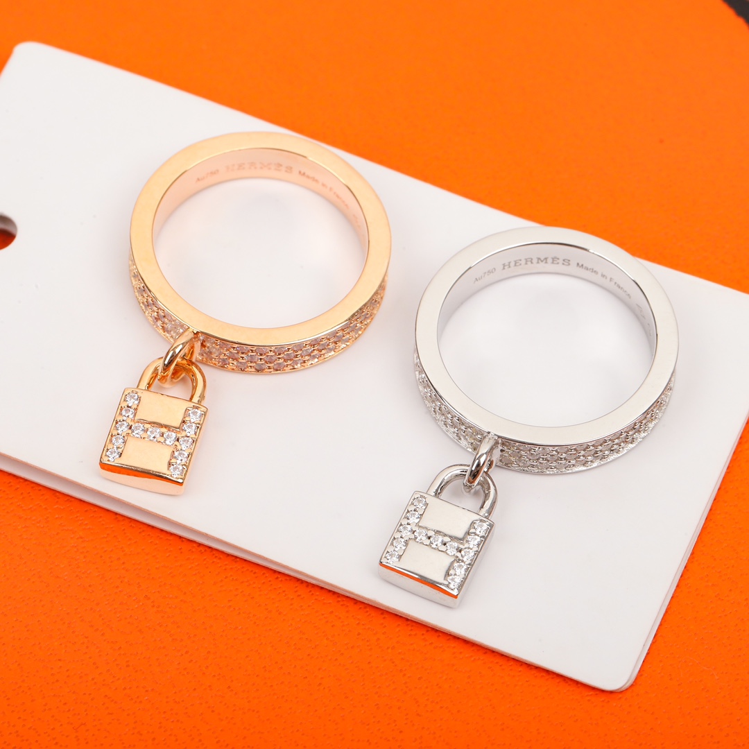 Kelly Lock Ring