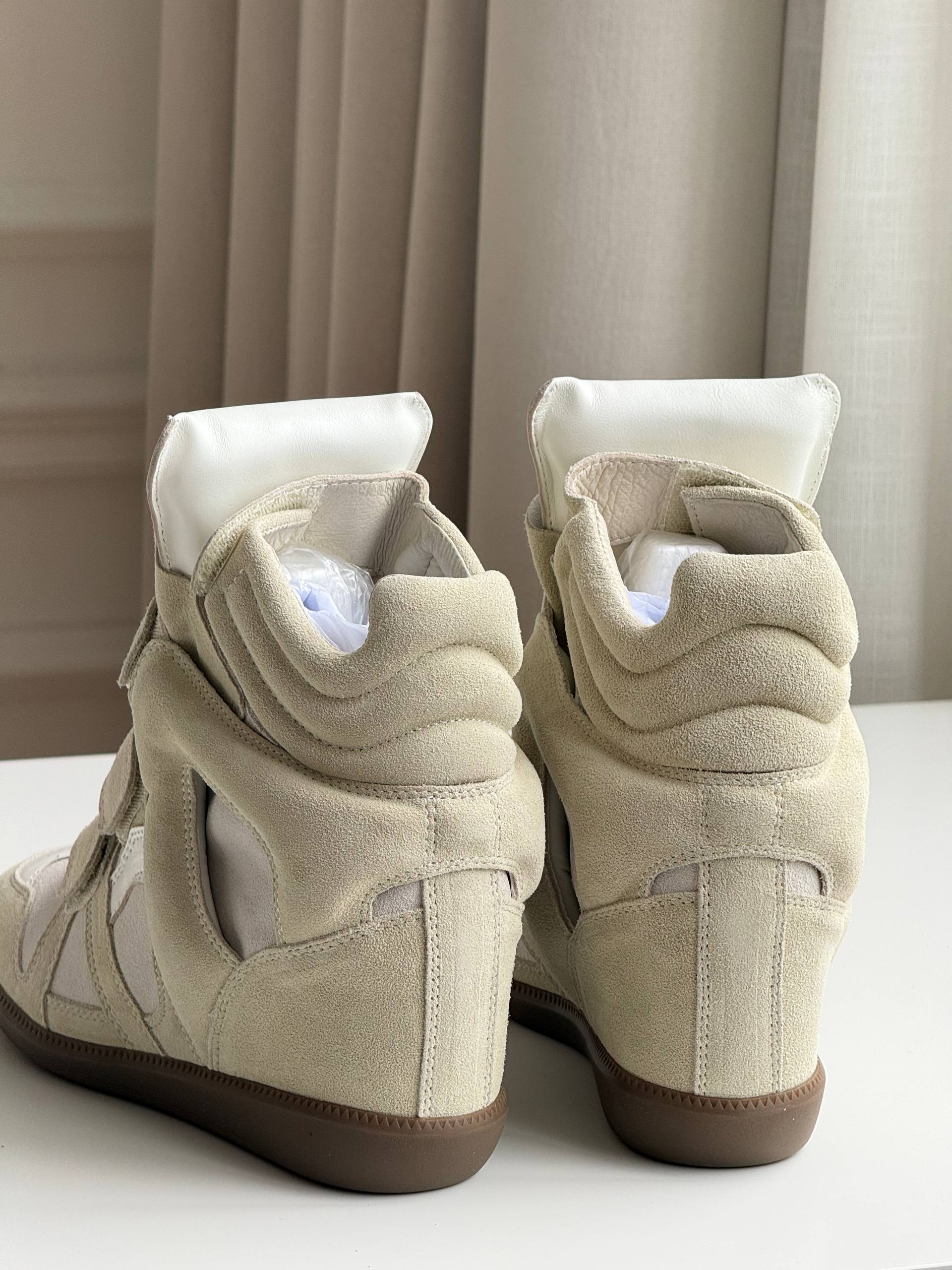 Isabel Marant Bekett