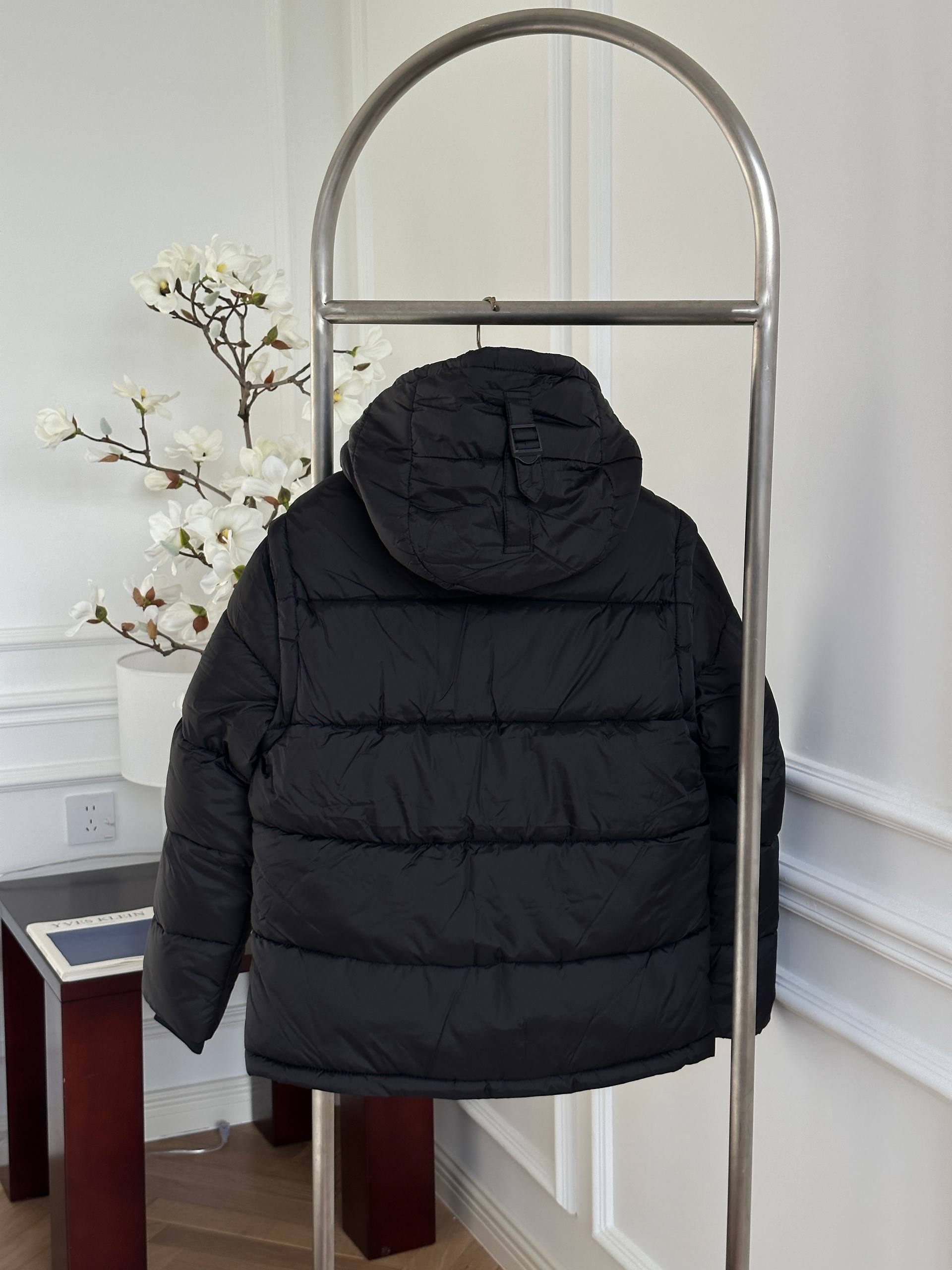 Burberry Black Quilted Nylon Hooded Puffer Jacket With Vintage Check Lining