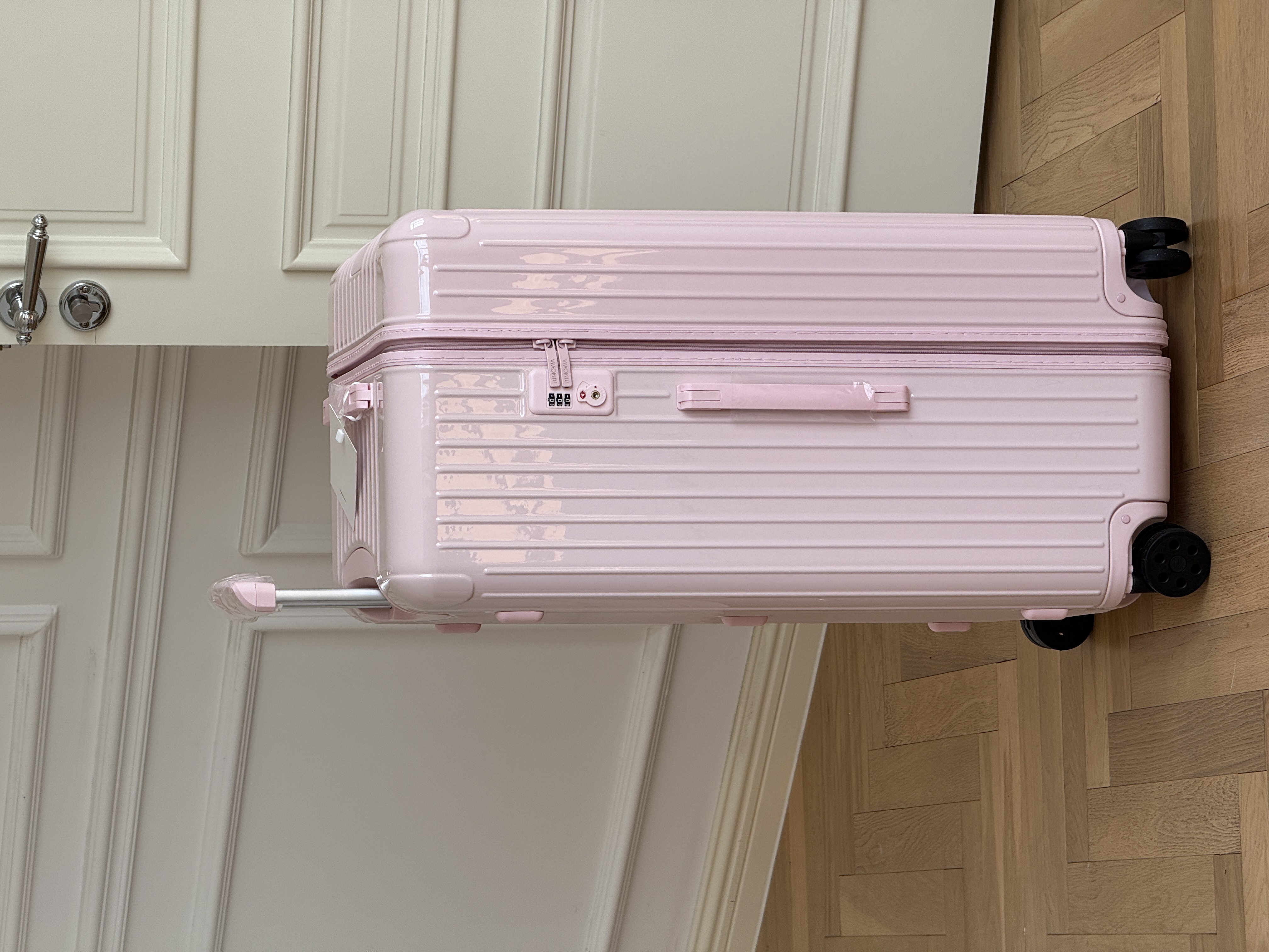 RIMOWA Essential Trunk Plus Glossy Ballerina Pink Suitcase