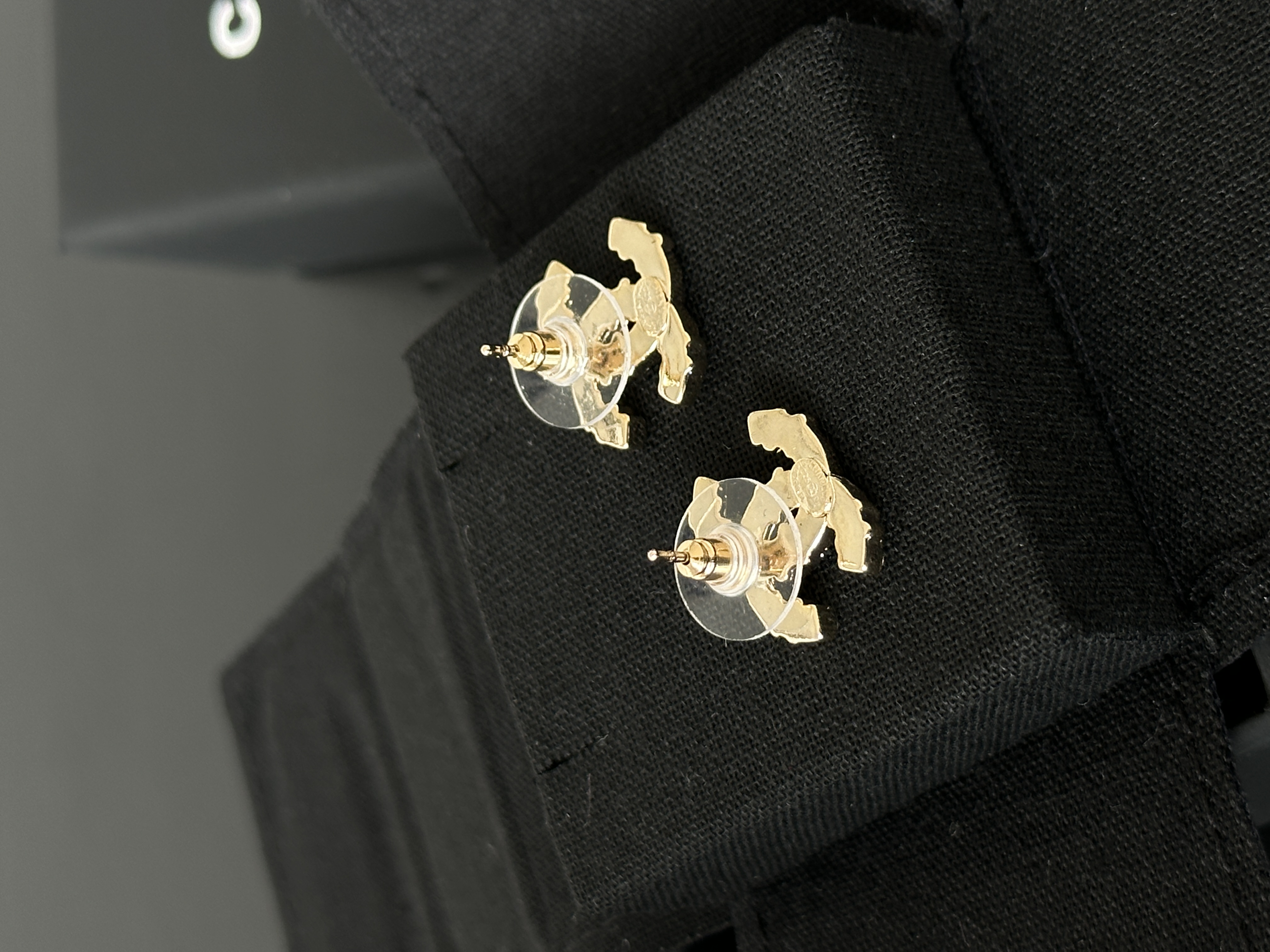 Chanel Light Gold Irregular Crystal Interlocking CC Stud Earrings