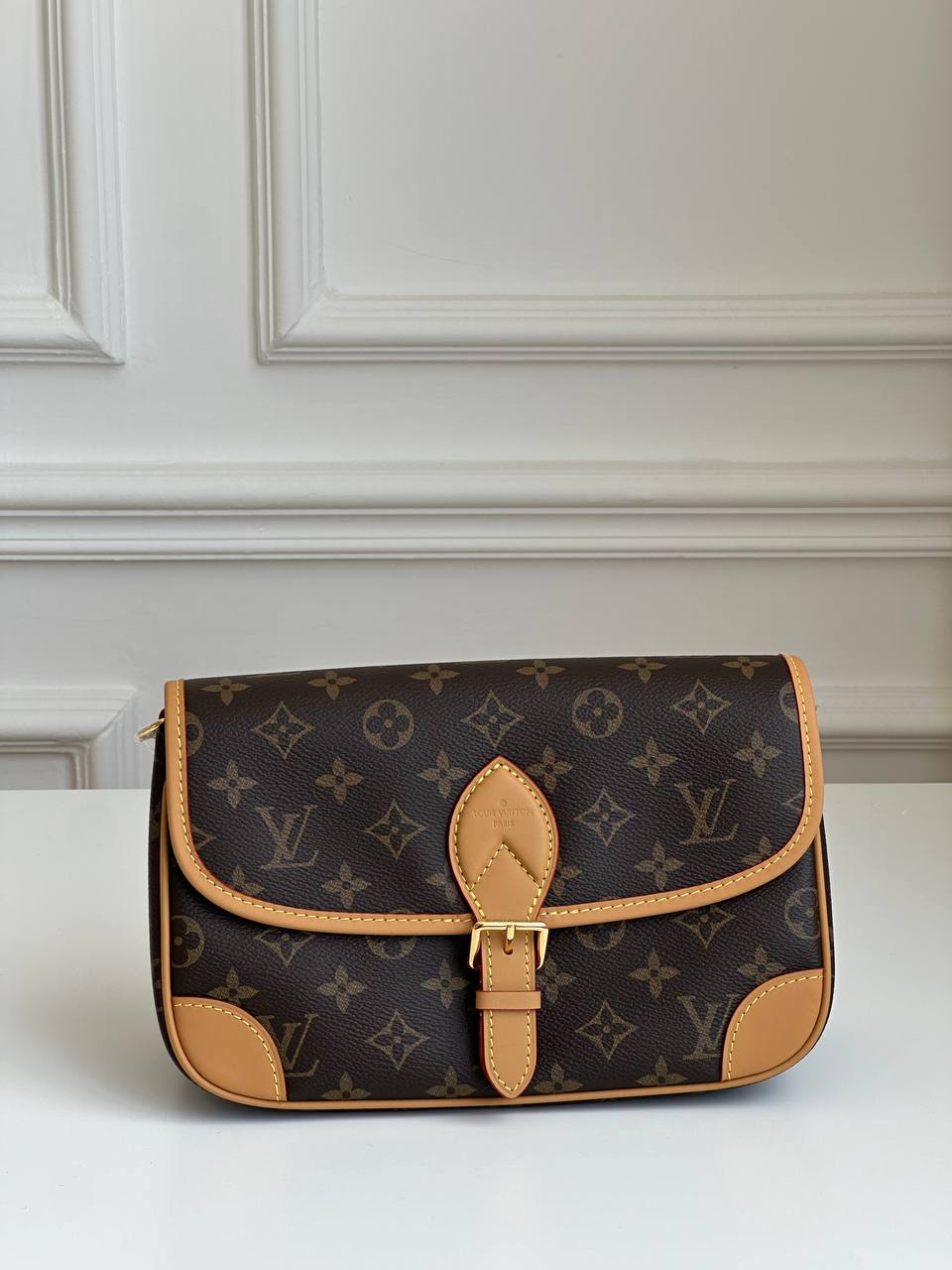 Louis Vuitton Diane Monogram Canvas Shoulder Crossbody Bag