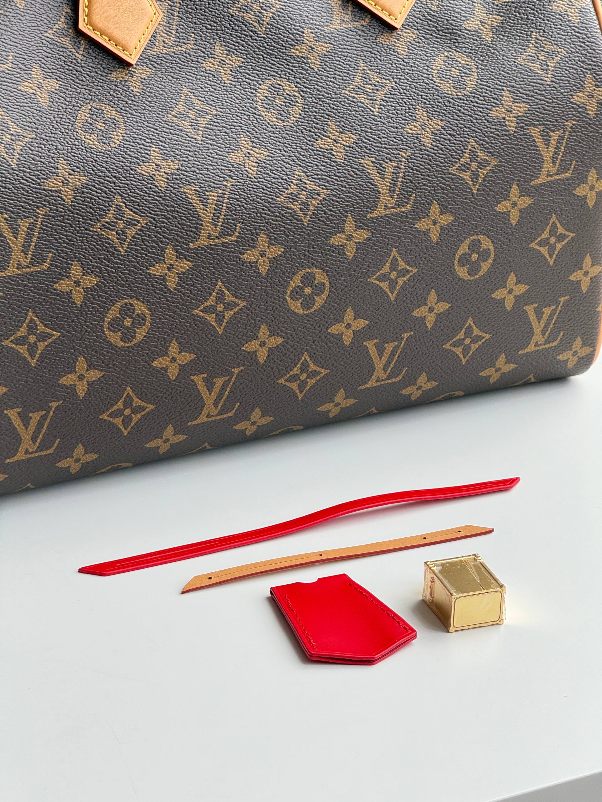 Louis Vuitton Speedy Bandoulière 30