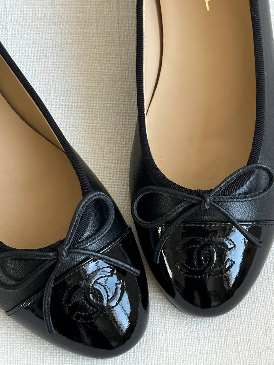 CHANEL Black Leather Patent Toe Bow CC Logo Flat Ballet Shoes