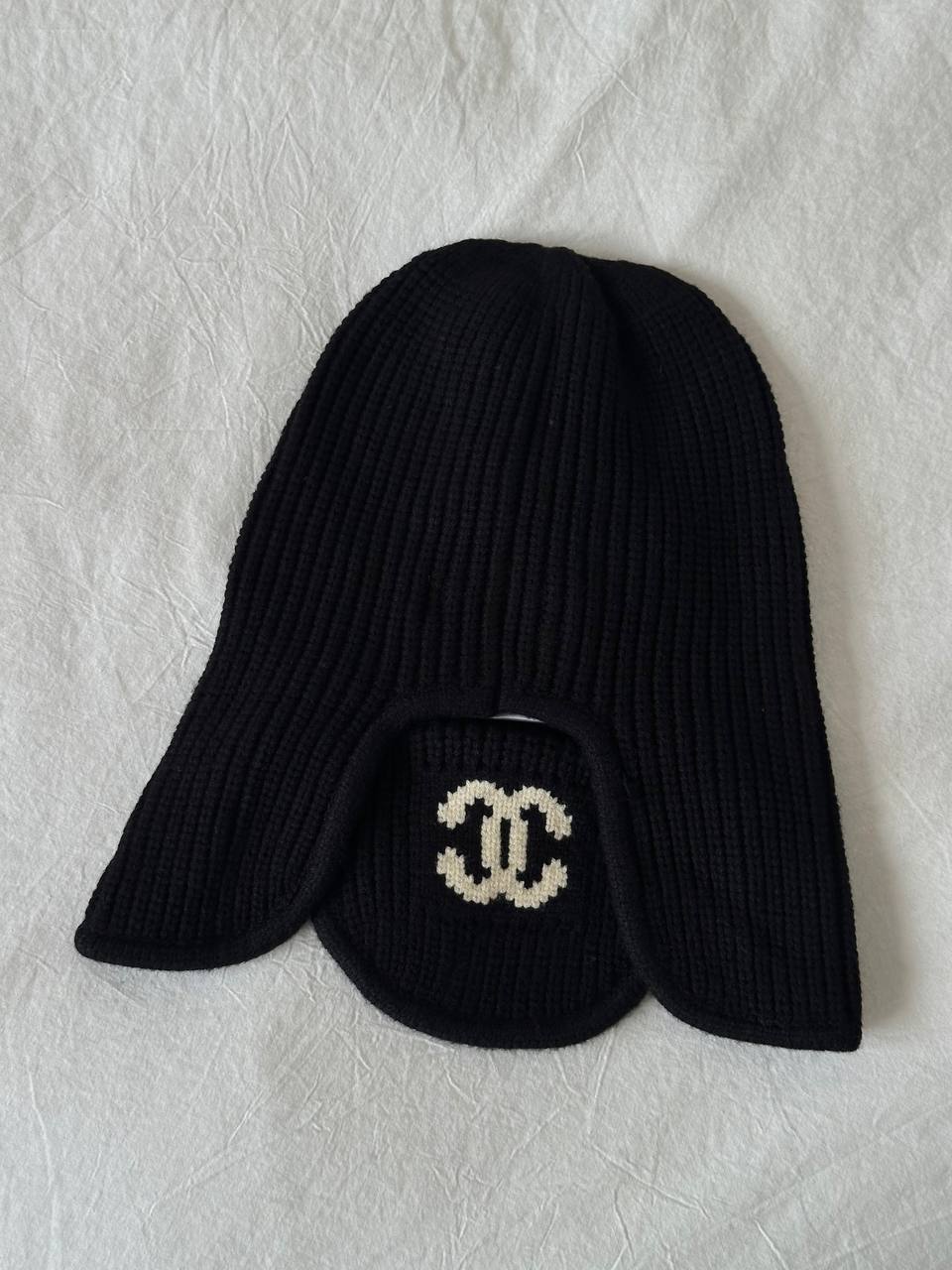 Chanel Black Vertical Rib Knit Ear Flap Hat With Off-white Jacquard CC Logo