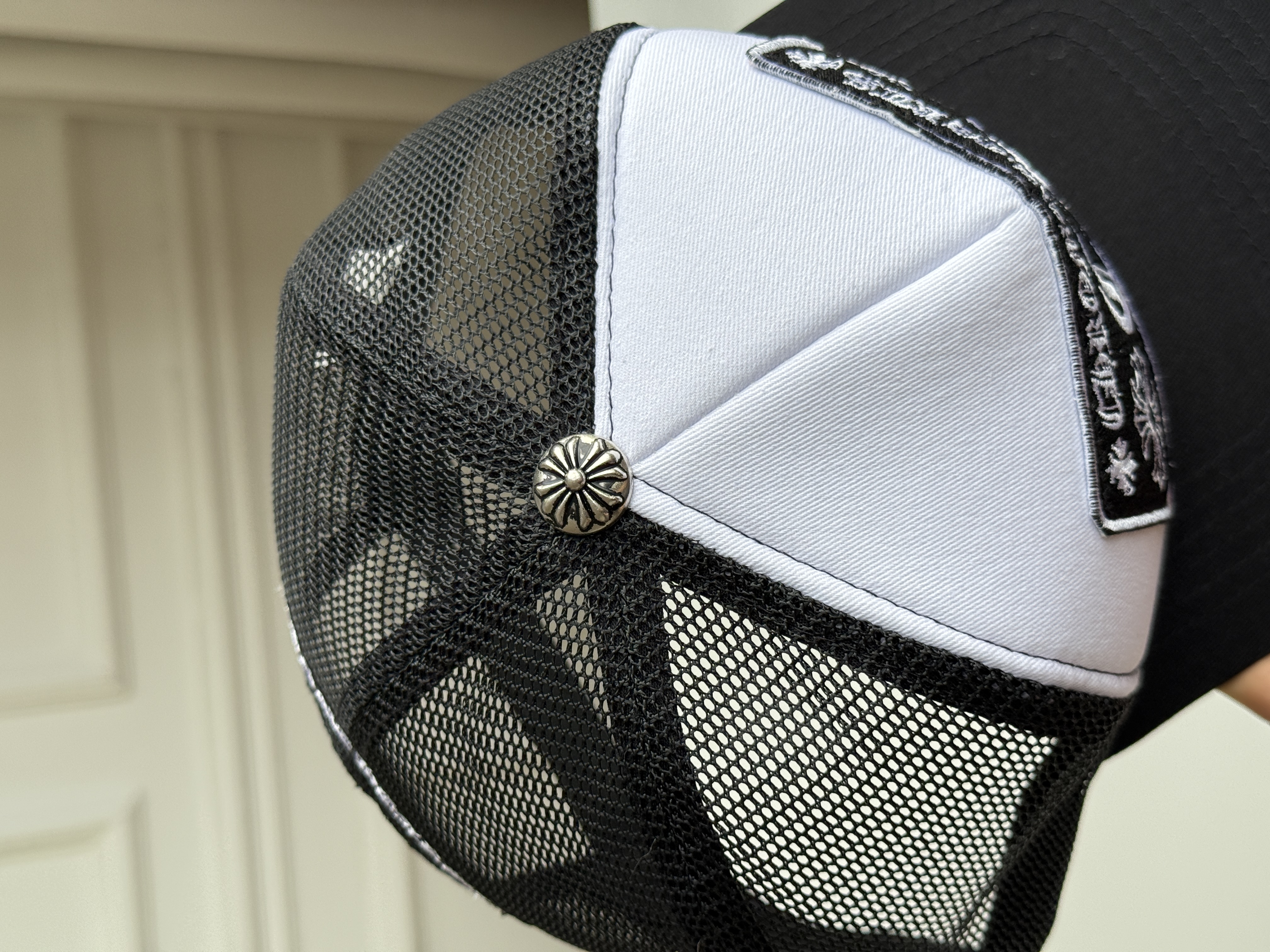 Chrome Hearts Black & Pink Contrast Cross Embroidered Flat Brim Mesh Trucker Cap