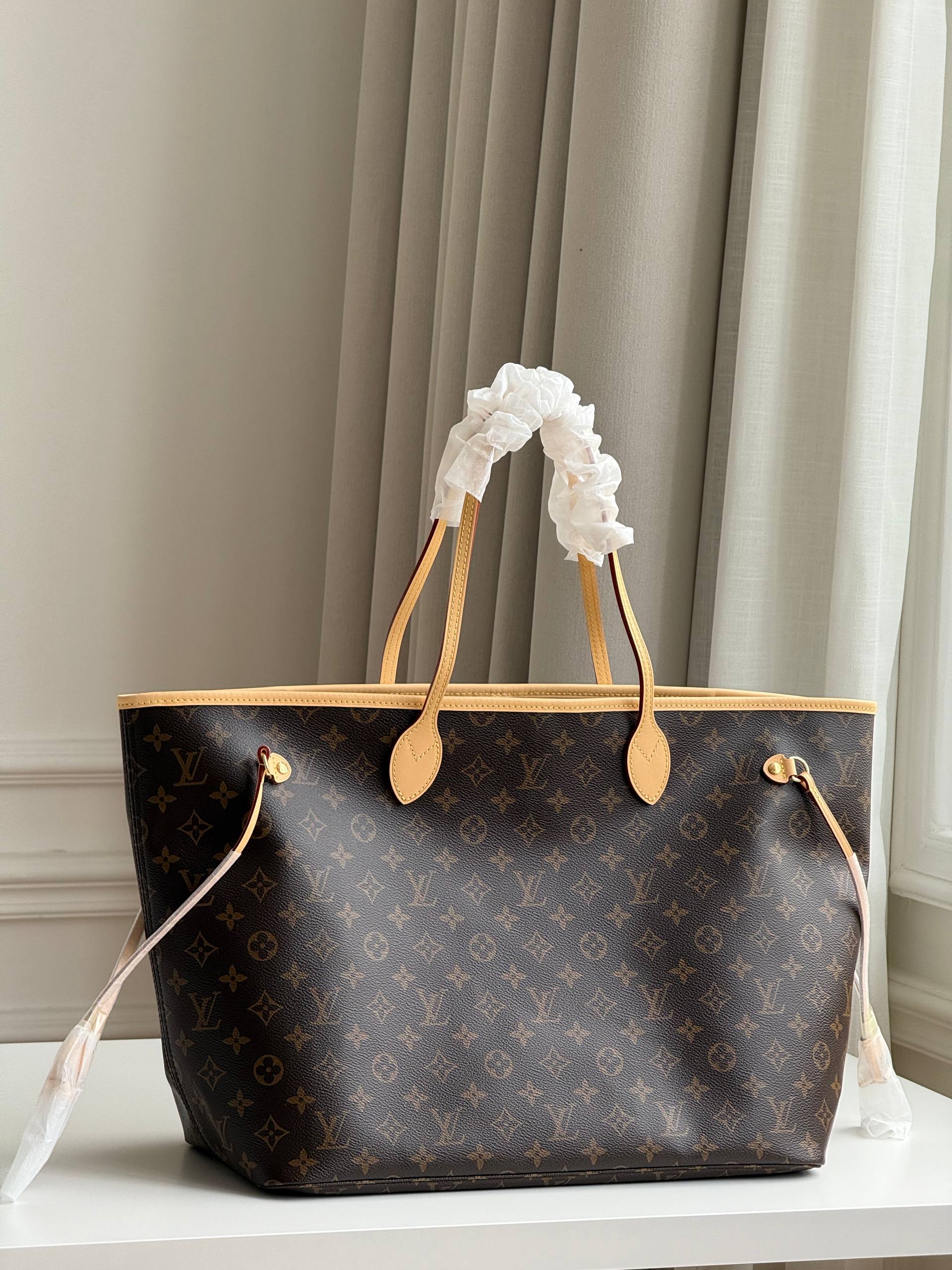 Louis Vuitton Neverfull MM