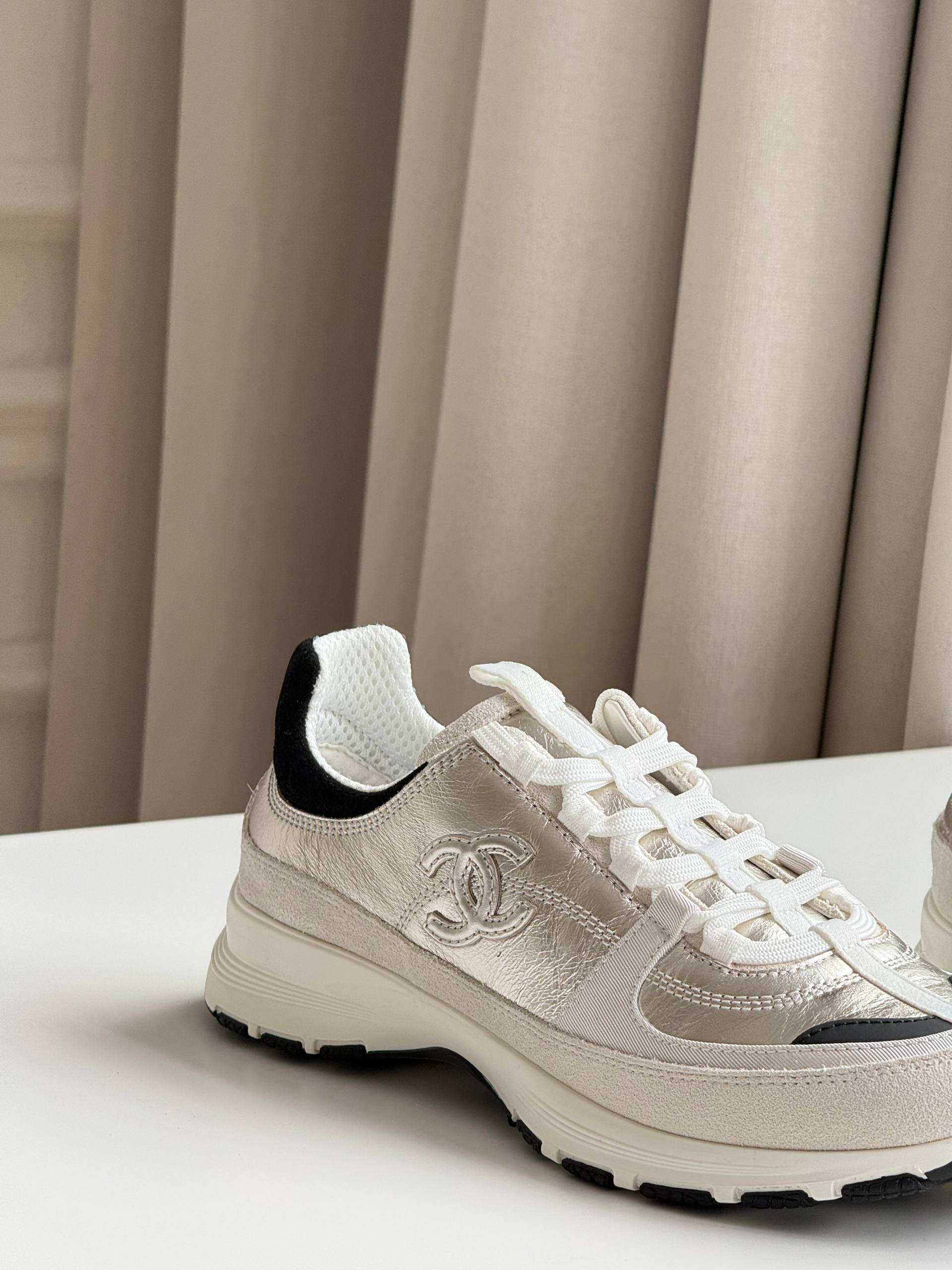 Chanel Metallic CC Logo Low-Top Sneakers