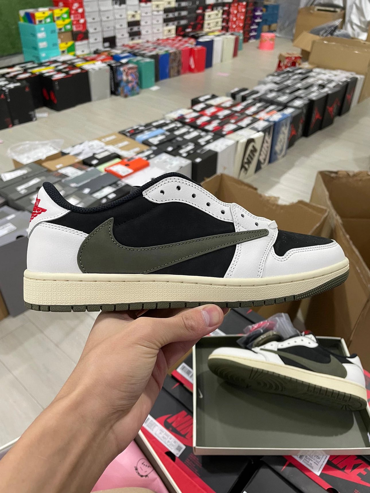 Air Jordan 1 Travis Scott 1 Retro Low Olive