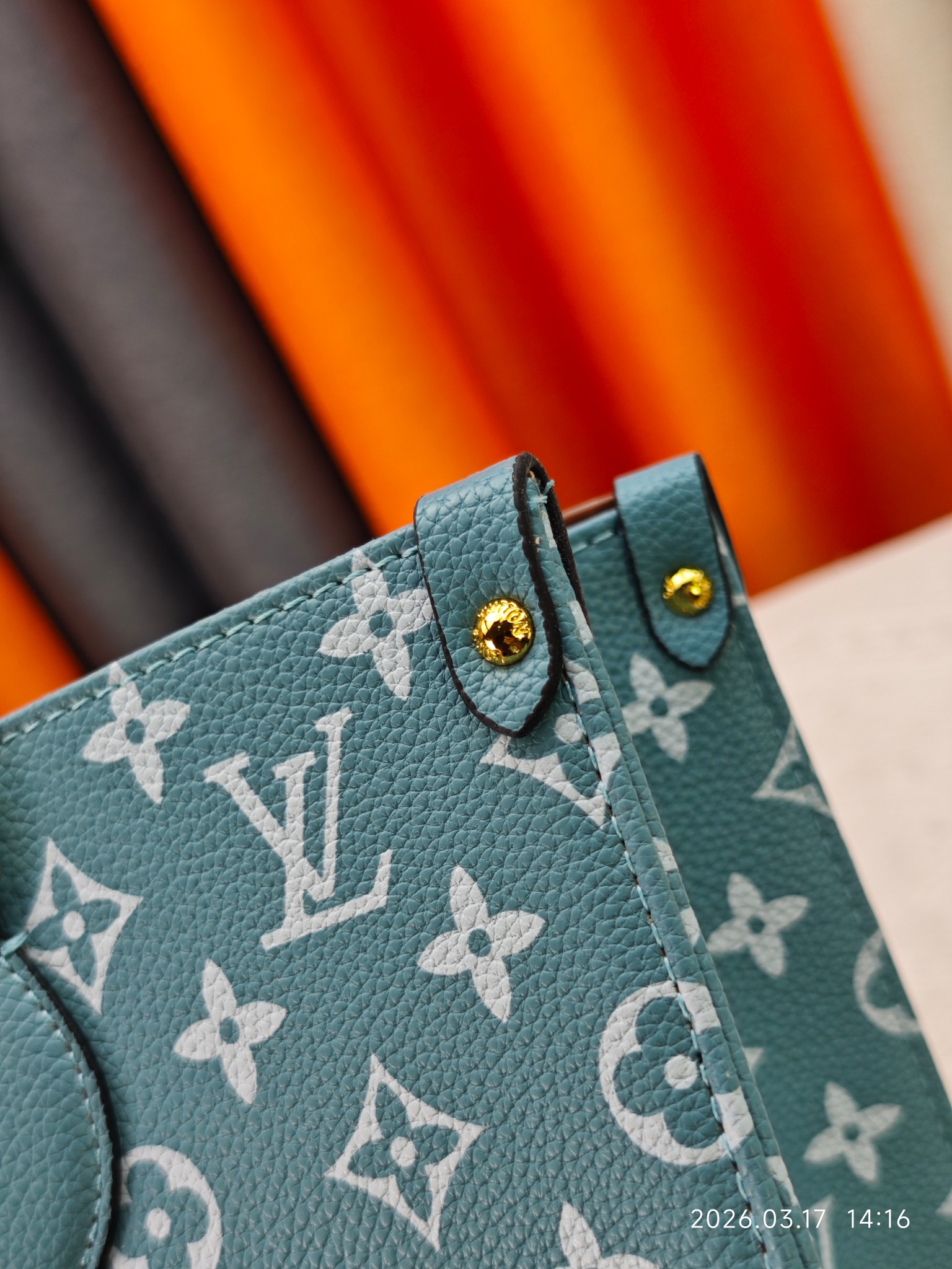 LV OnTheGo MM Bag
