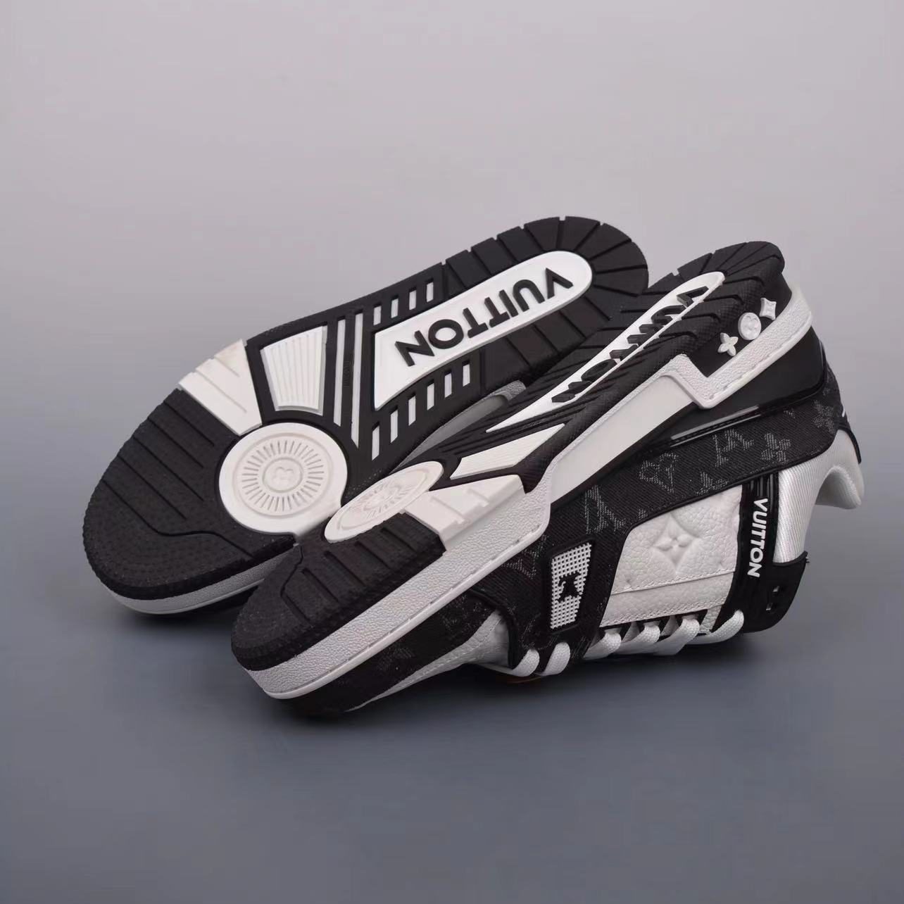LV TRAINER