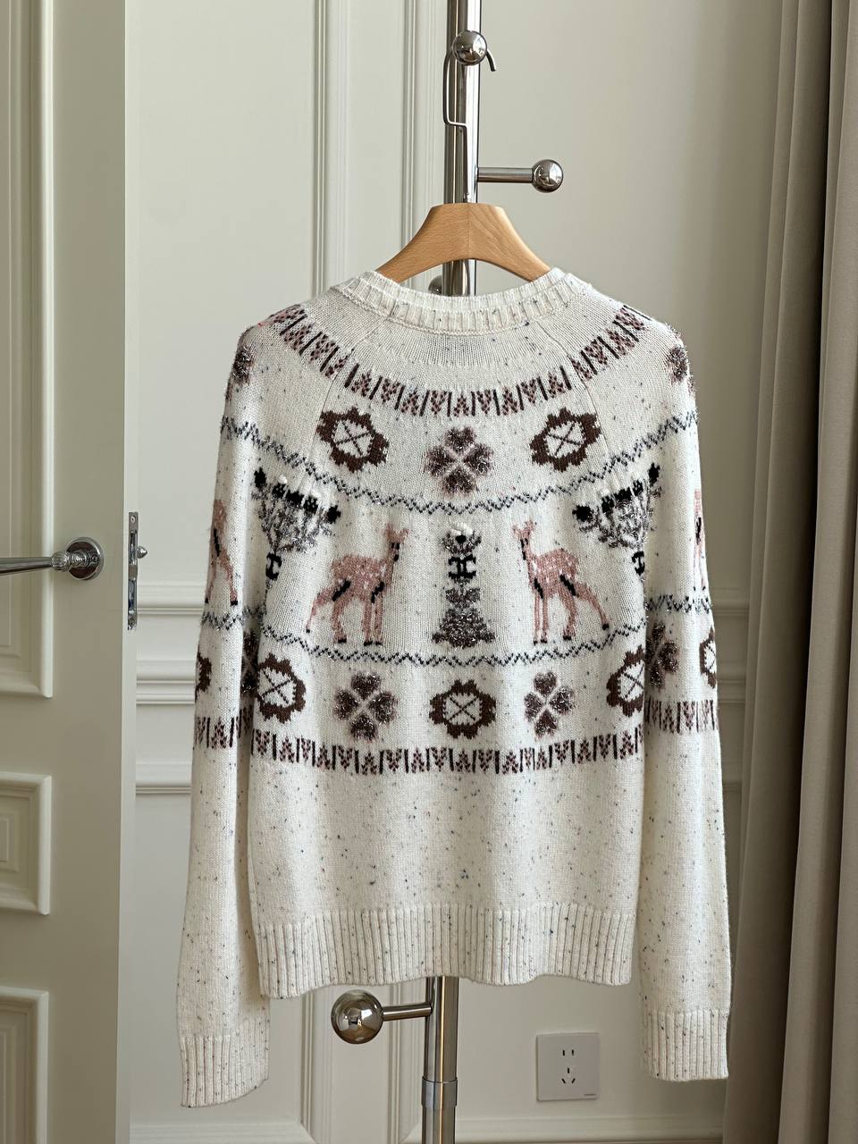 Chanel Off-White Speckled Fair Isle Deer Snowflake CC Jacquard Crew Neck Wool Sweater