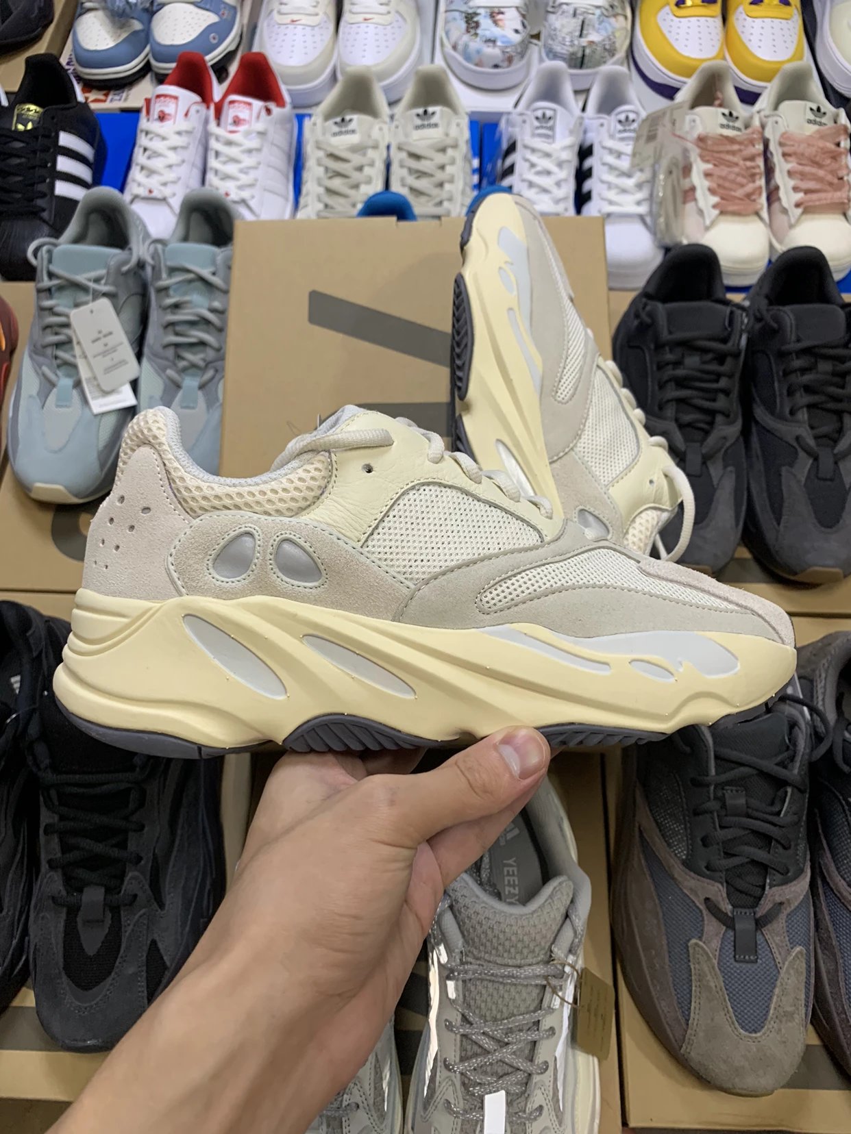 Yeezy 700 Shoes Beige