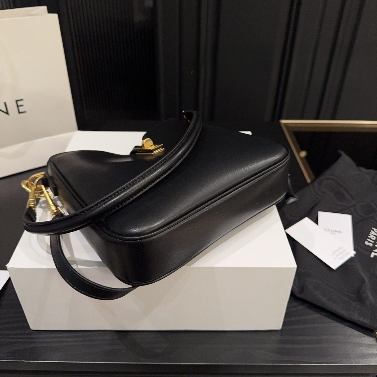 CAMILLE 16 SOFT BAG IN SMOOTHCALFSKIN