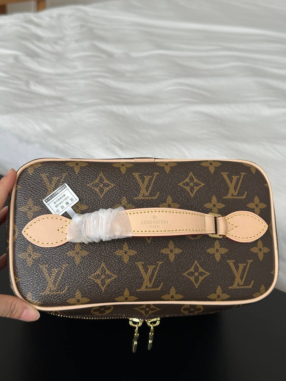 LOUIS VUITTON Nice Mini Monogram Cosmetic Vanity Case