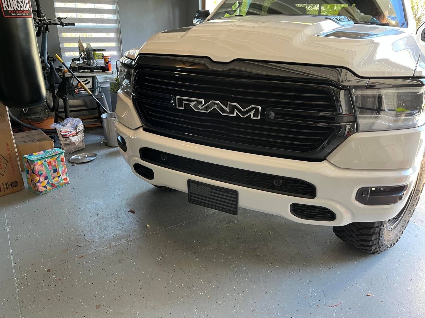 Illuminated White Grille Letter Lights w/Screws Compatible with Dodge ram 2013+1500