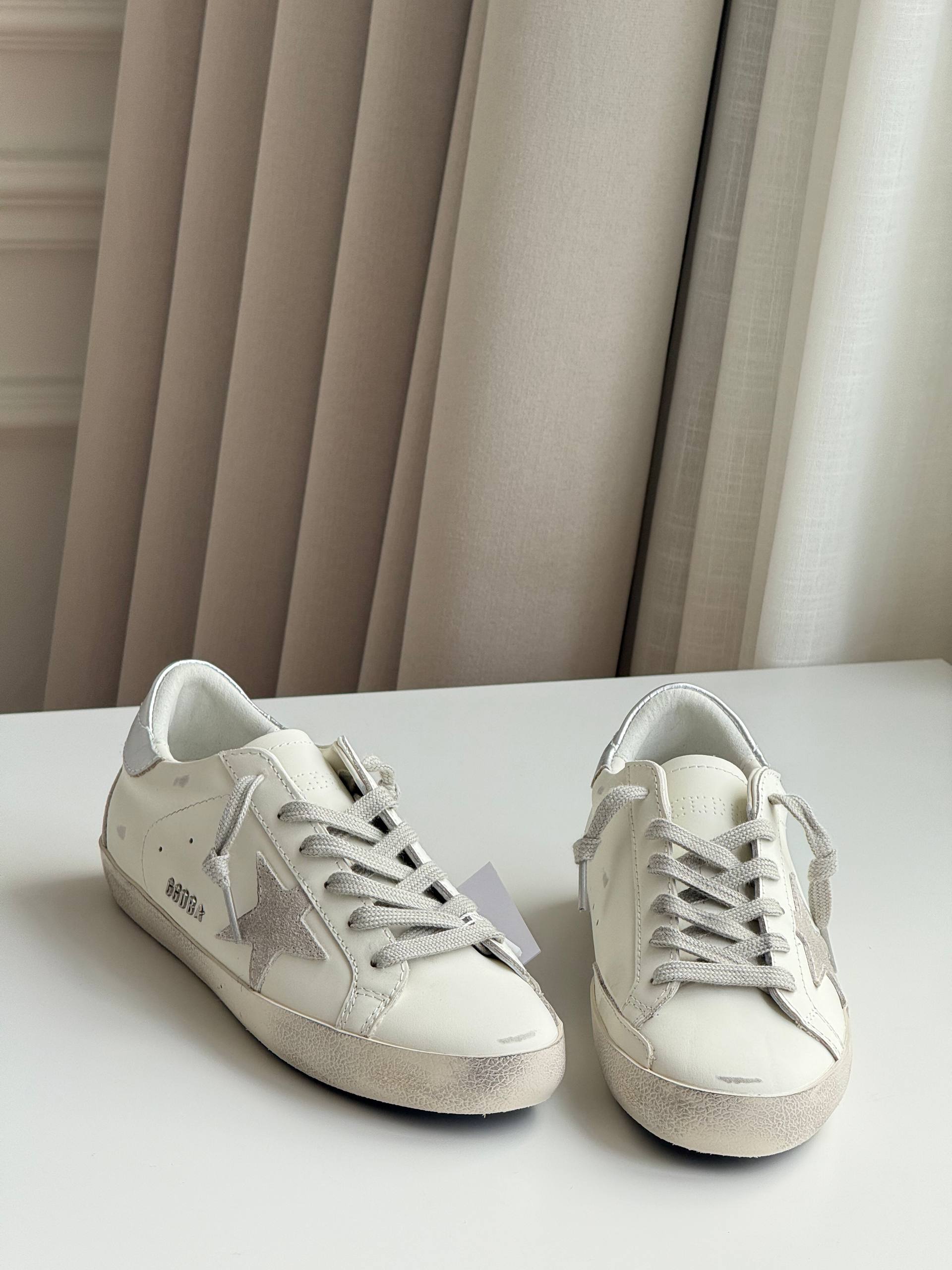 Golden Goose Super-Star Low Top Sneakers
