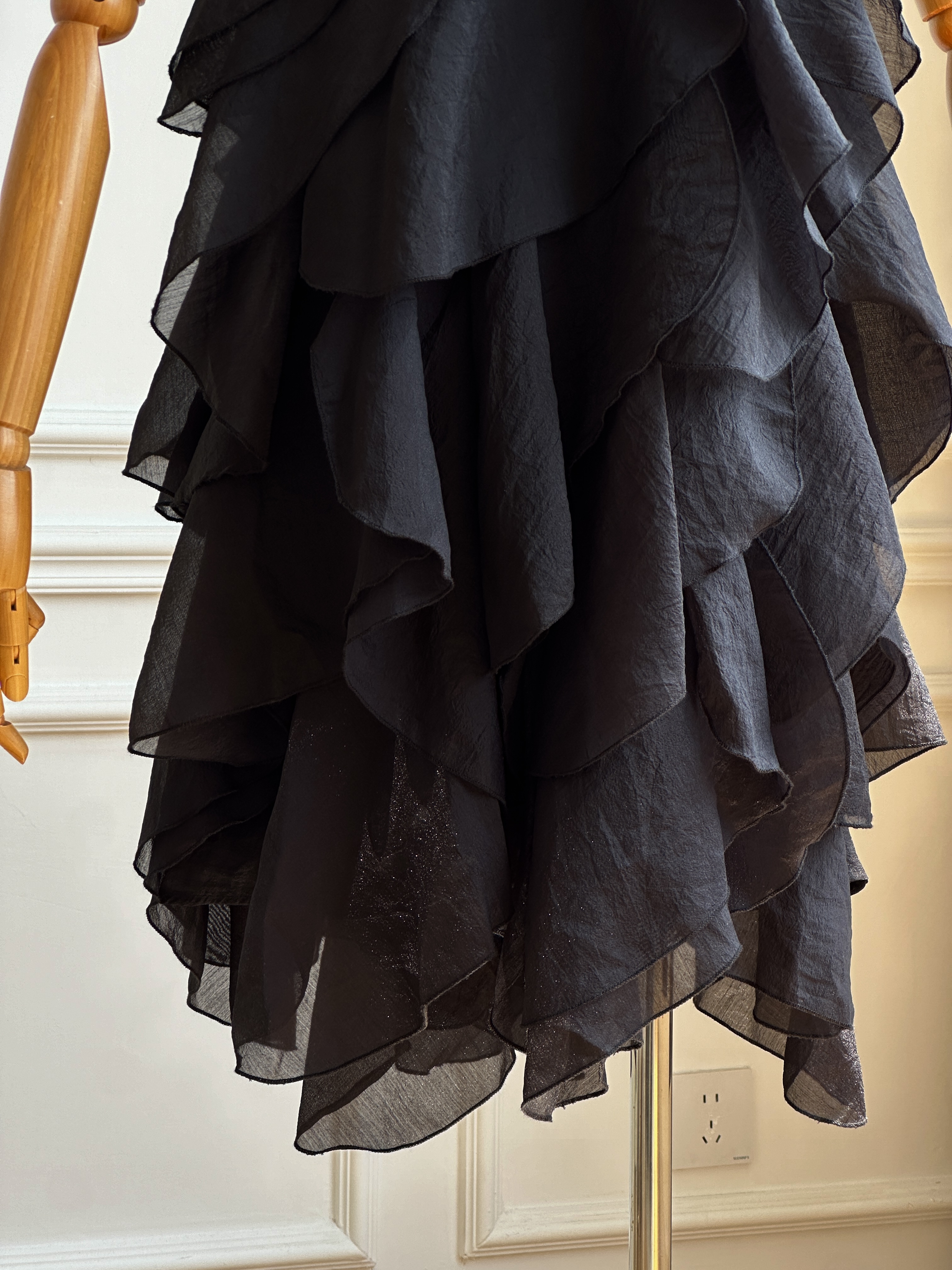 Halter 3D Flower Irregular Ruffle Mini Black Dress