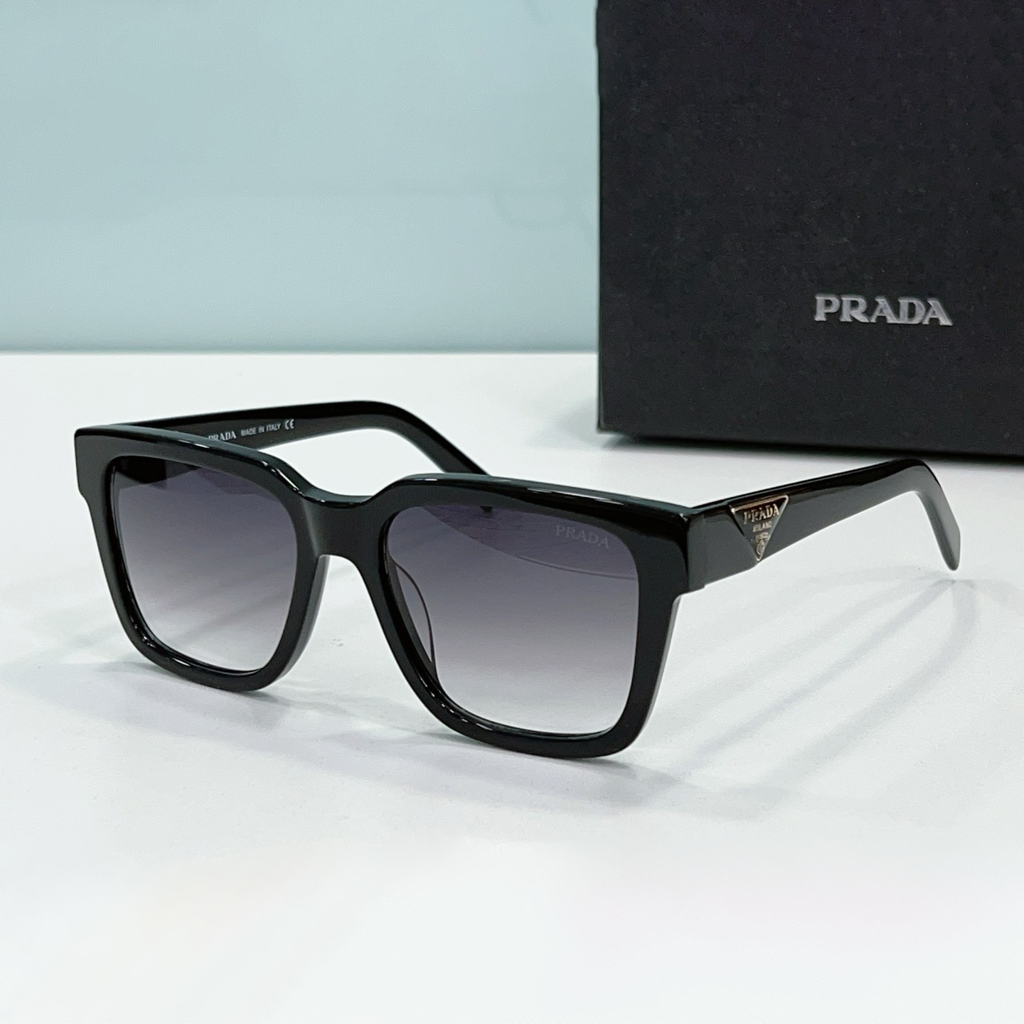 Prada  Mirror leg Stereoscopic Sign  sunglasses Top quality