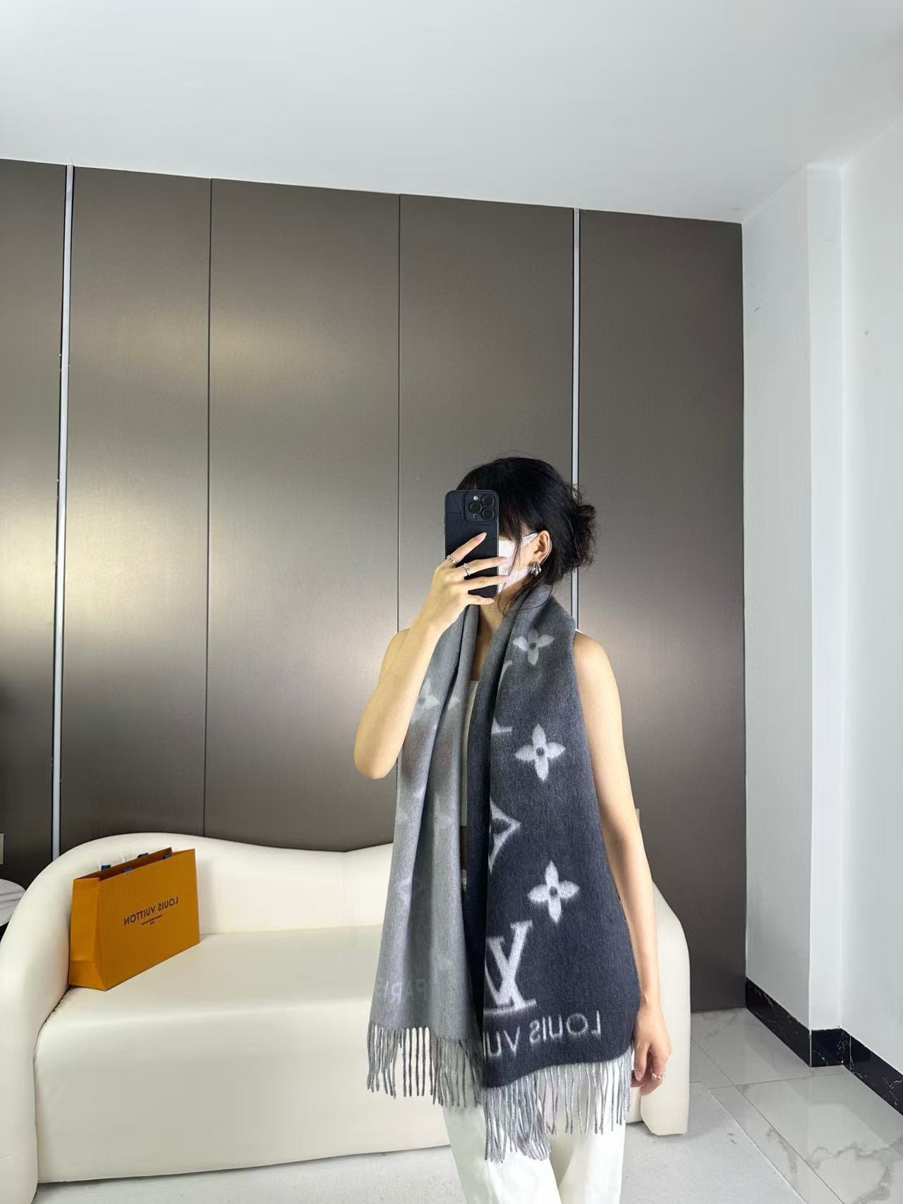 LV Reykjavik Scarf