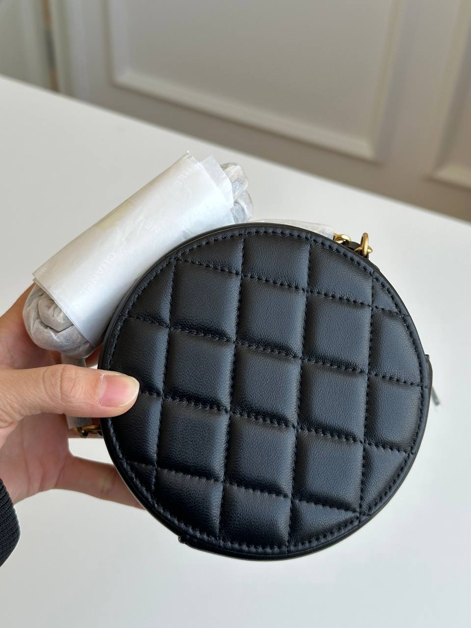 Chanel Classic Quilted Round Coin Purse on Chain / Round Clutch with Chain