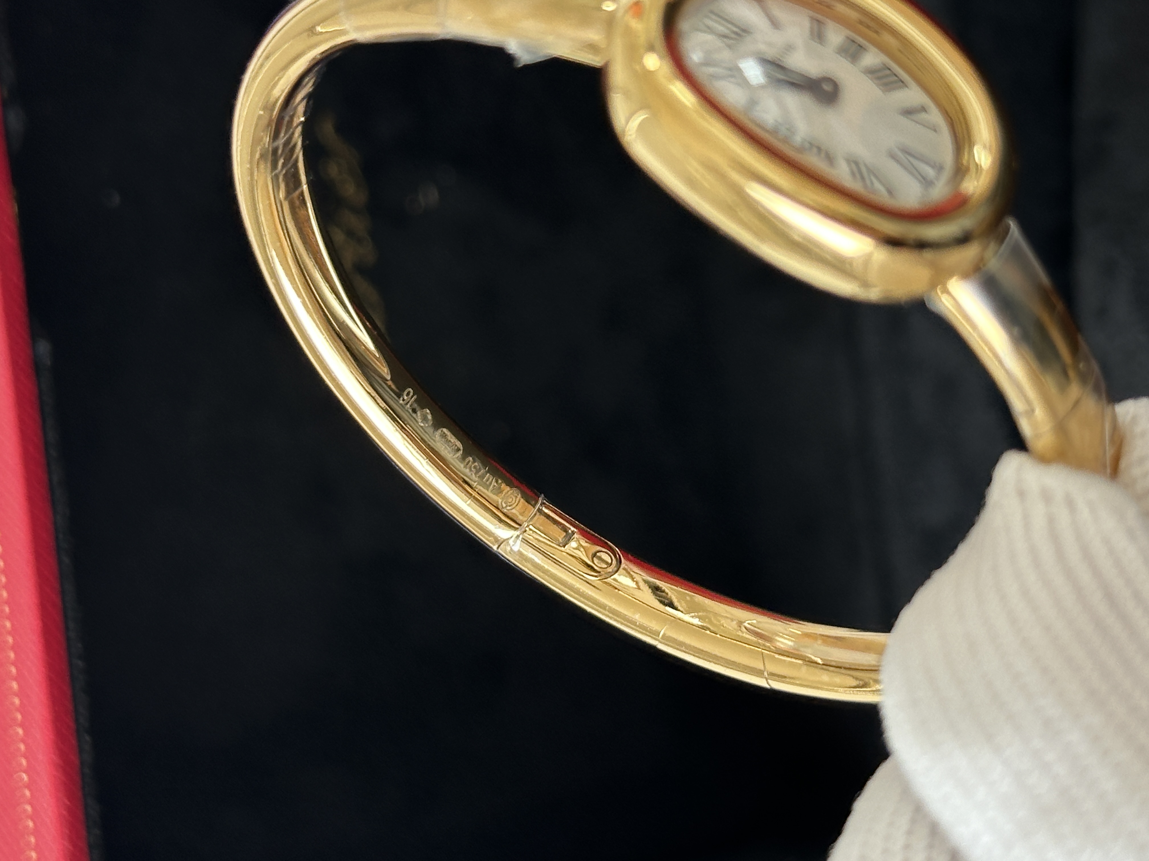 Cartier Baignoire Series Watch