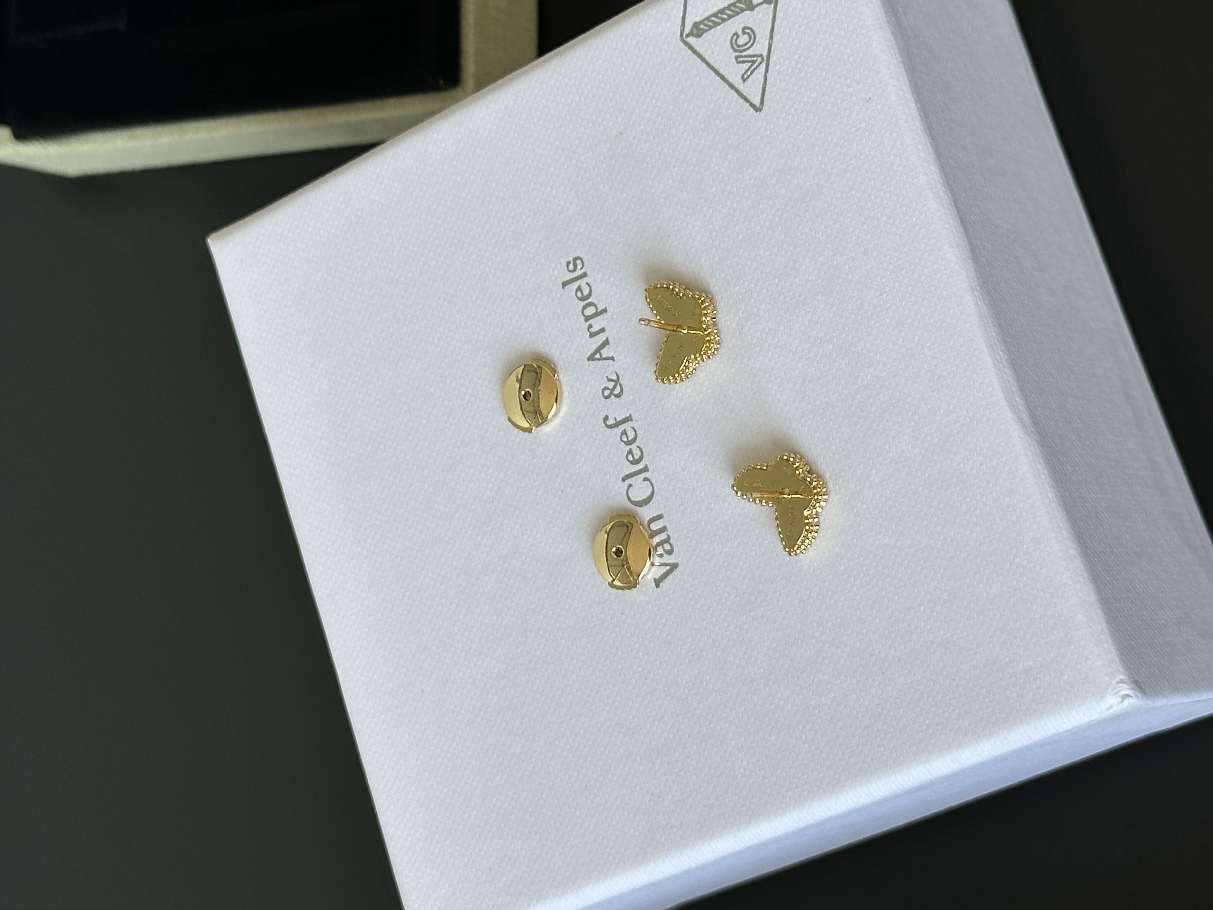 Van Cleef & Arpels Sweet Alhambra Papillon
