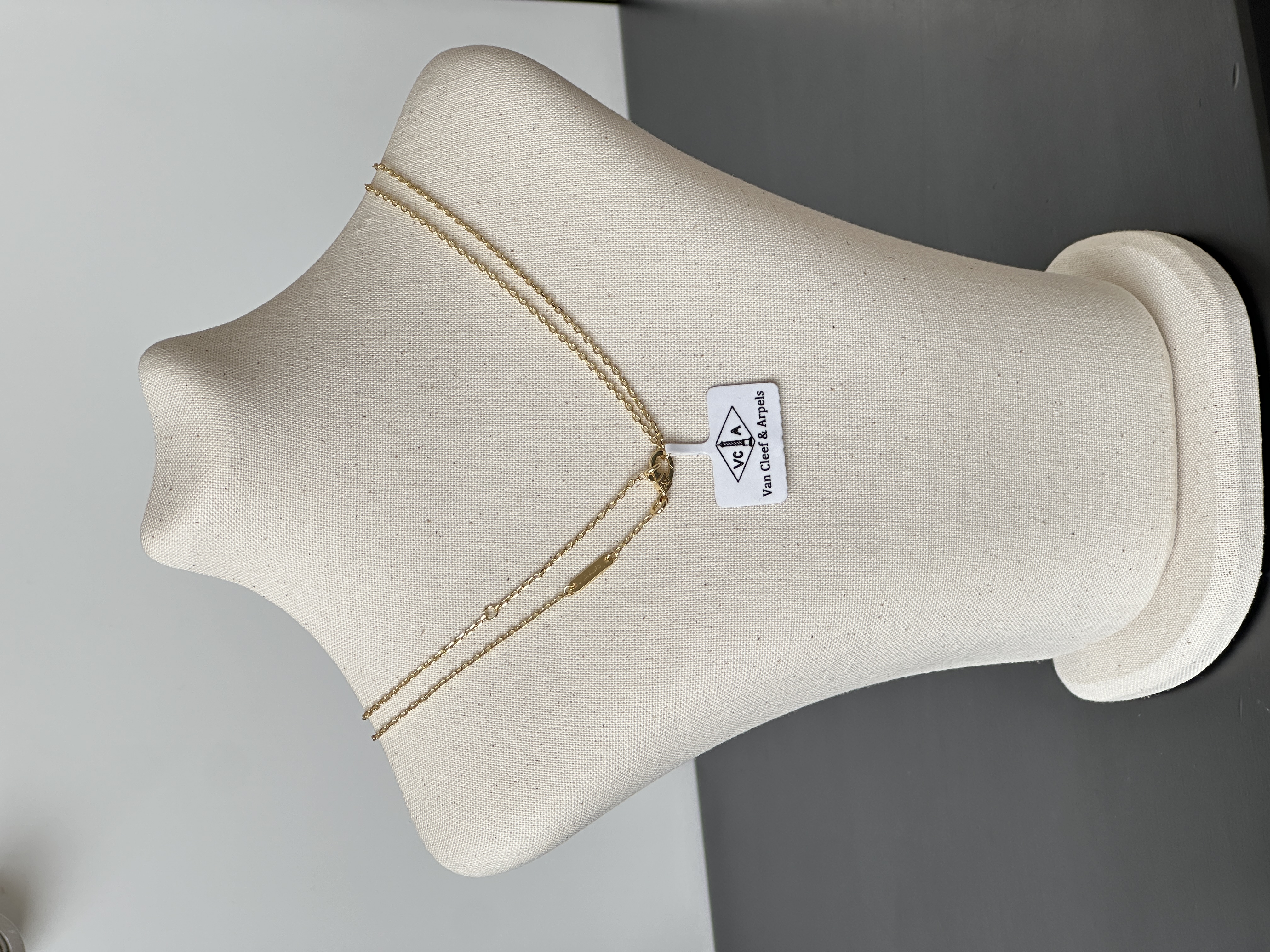 Van Cleef & Arpels Large White Mother of Pearl Four Leaf Clover Yellow Gold Necklace
