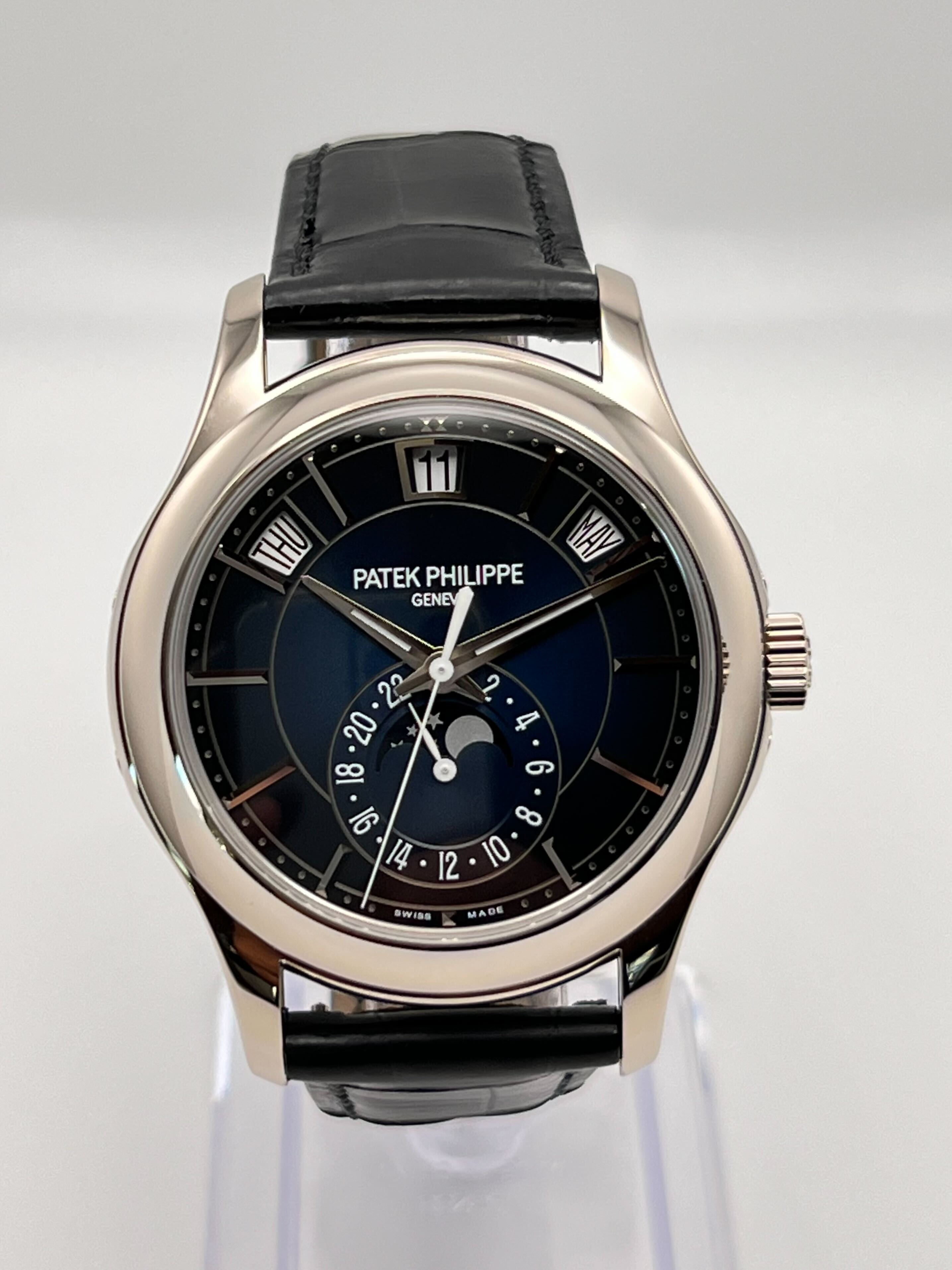 Patek Philippe Complications Annual Calendar White Gold 5205G-013【1:1 Replica】