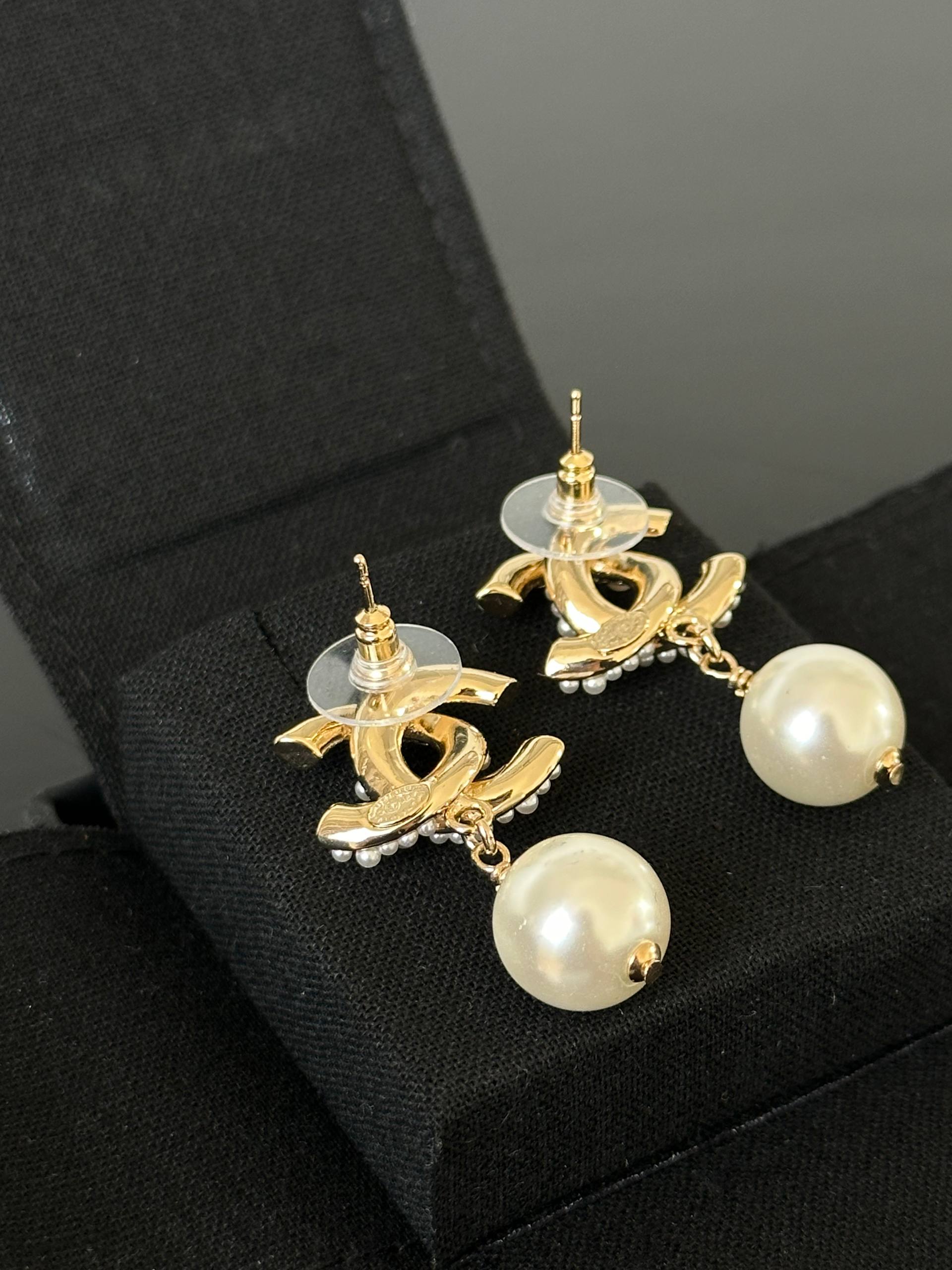 CHANEL CC Logo Crystal & Pearl Drop Earrings