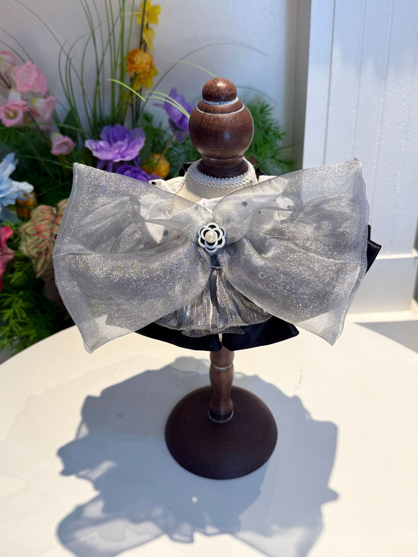 Hand-crafted Black White Lace Ruffle Pet Bib Night Camellia Bow Pearl Decor Elastic Neck Scarf - MAISONKAIRON