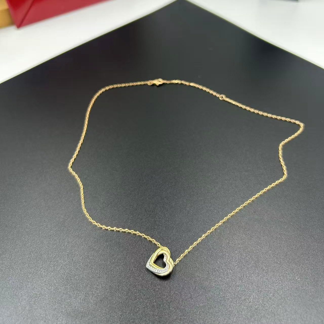CARTIER HEART-SHAPED DIAMOND NECKLACE