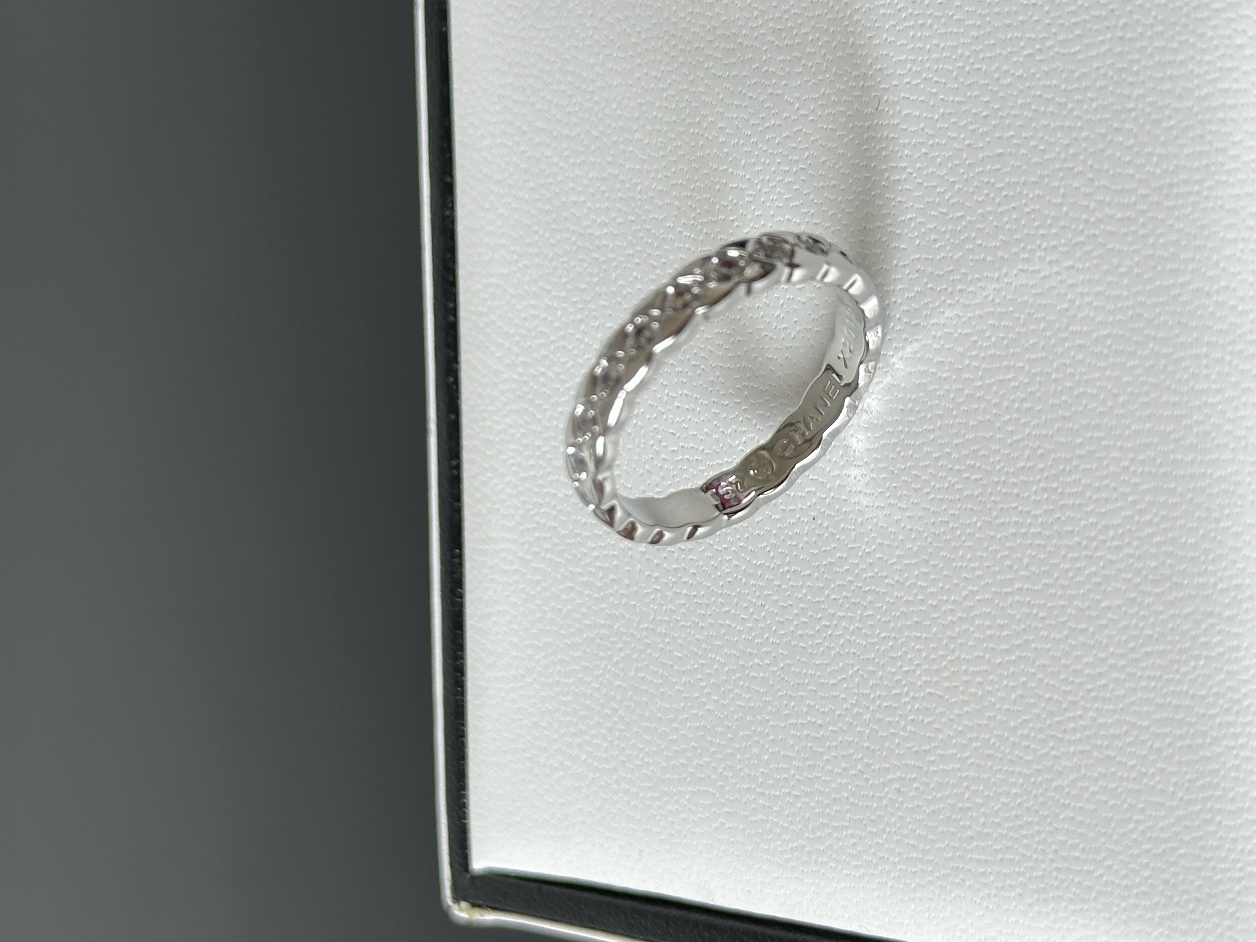 Crushed Ice Row Diamond Thin Silver Ring