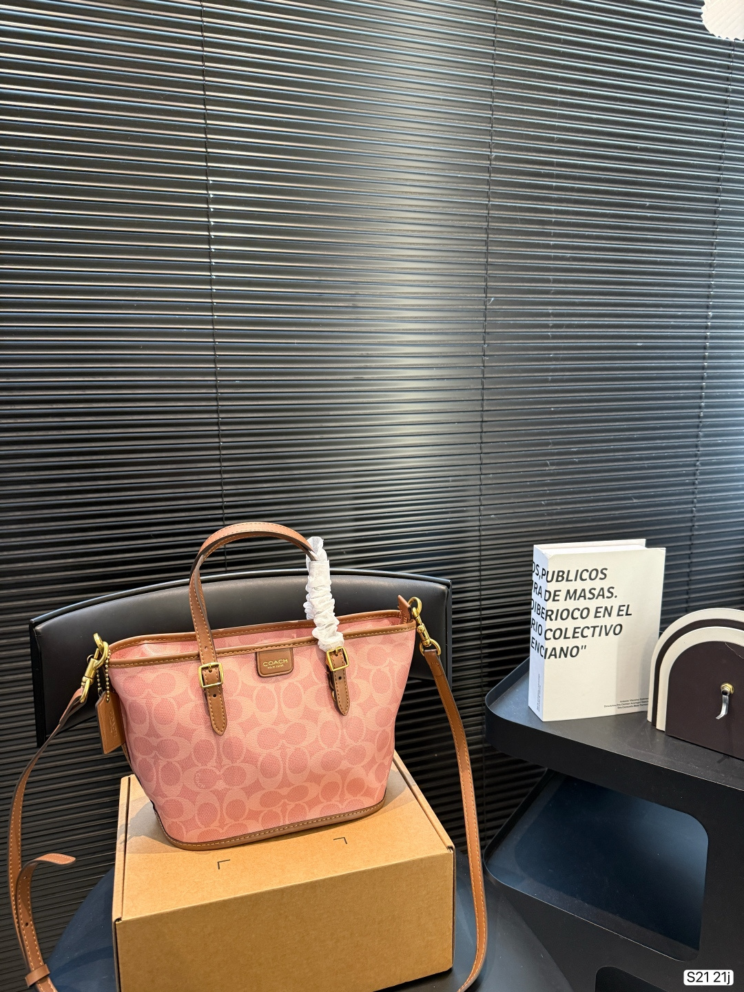 Coach Taxi Tote 21 Pink Tote Bag