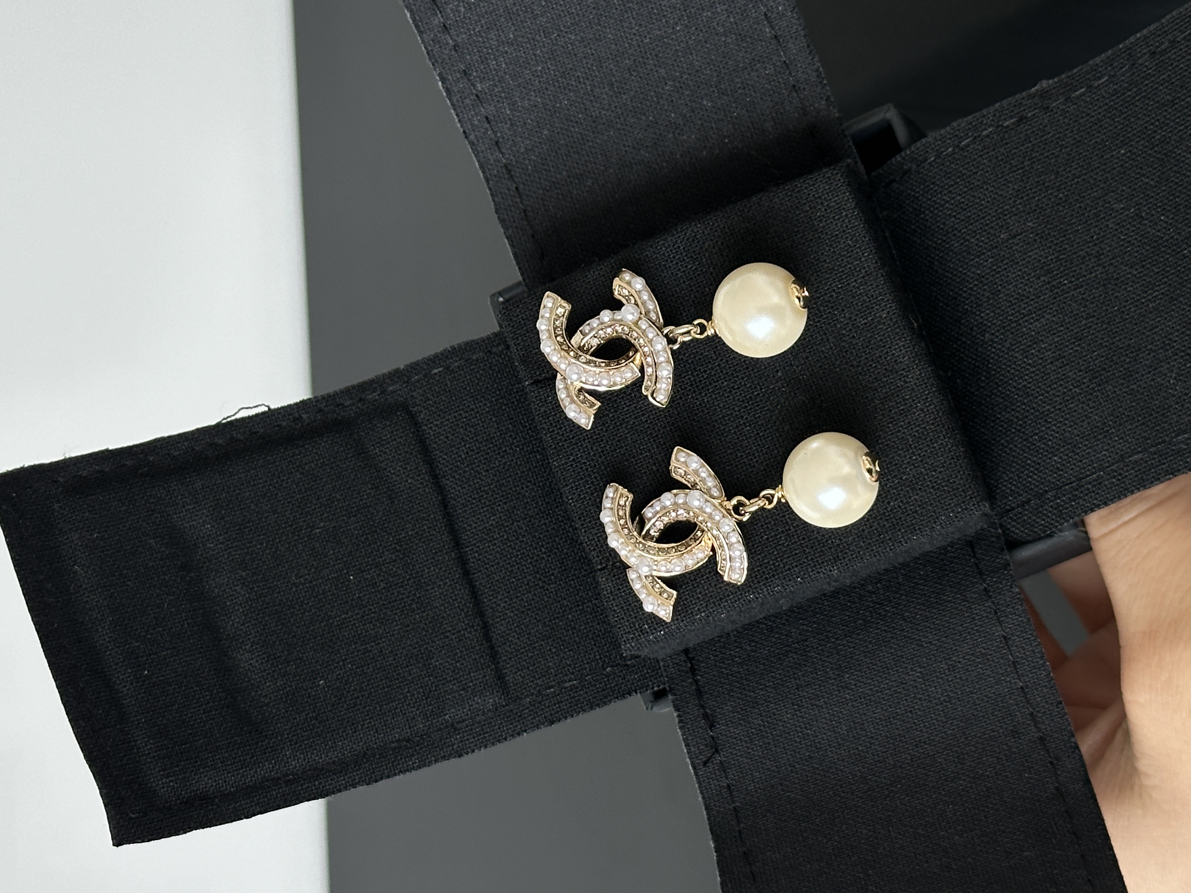 Chanel Interlocking CC Stud Earrings With Pearl Inlay & Dangling Large Pearl Drop