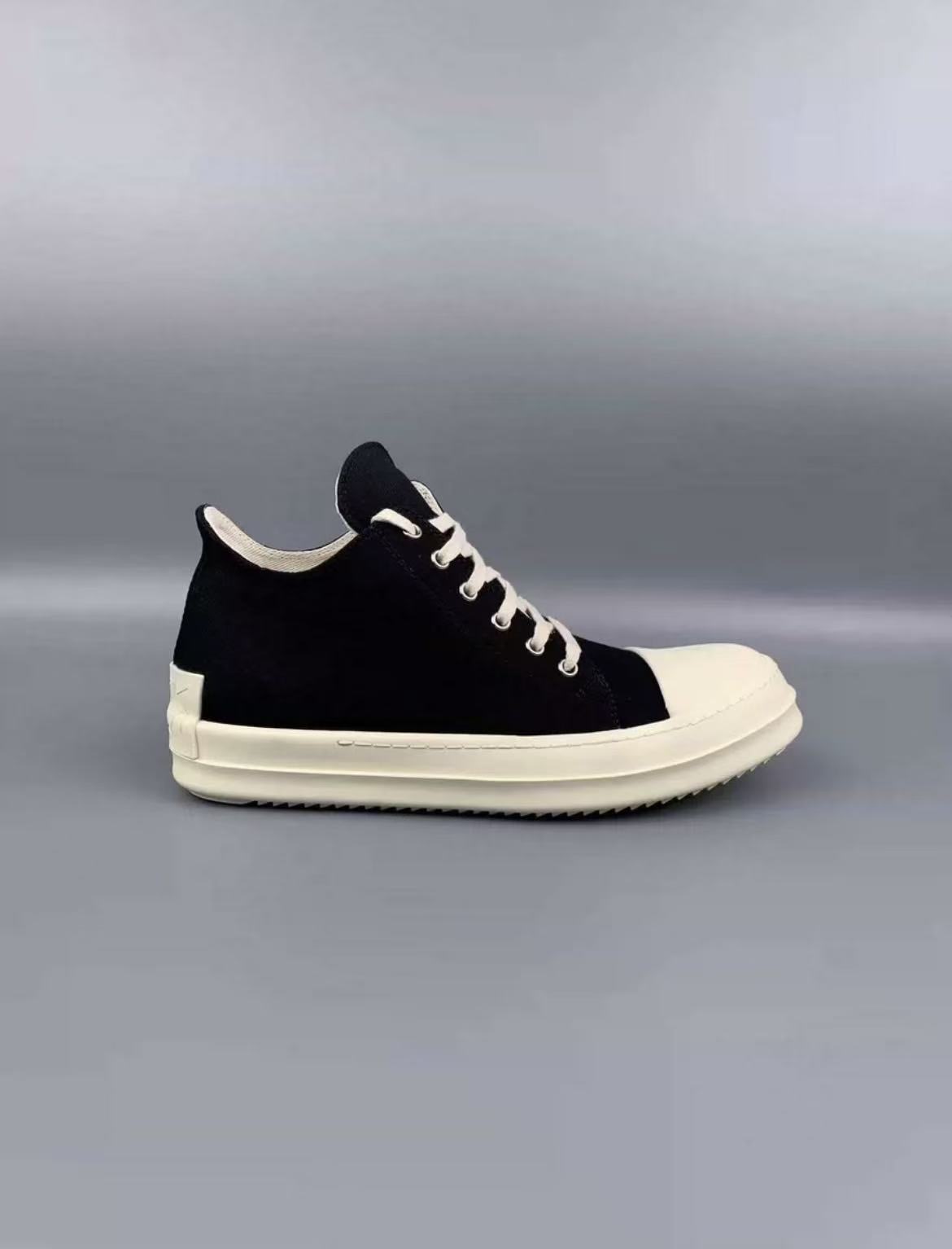 DRKSHDW shoes black