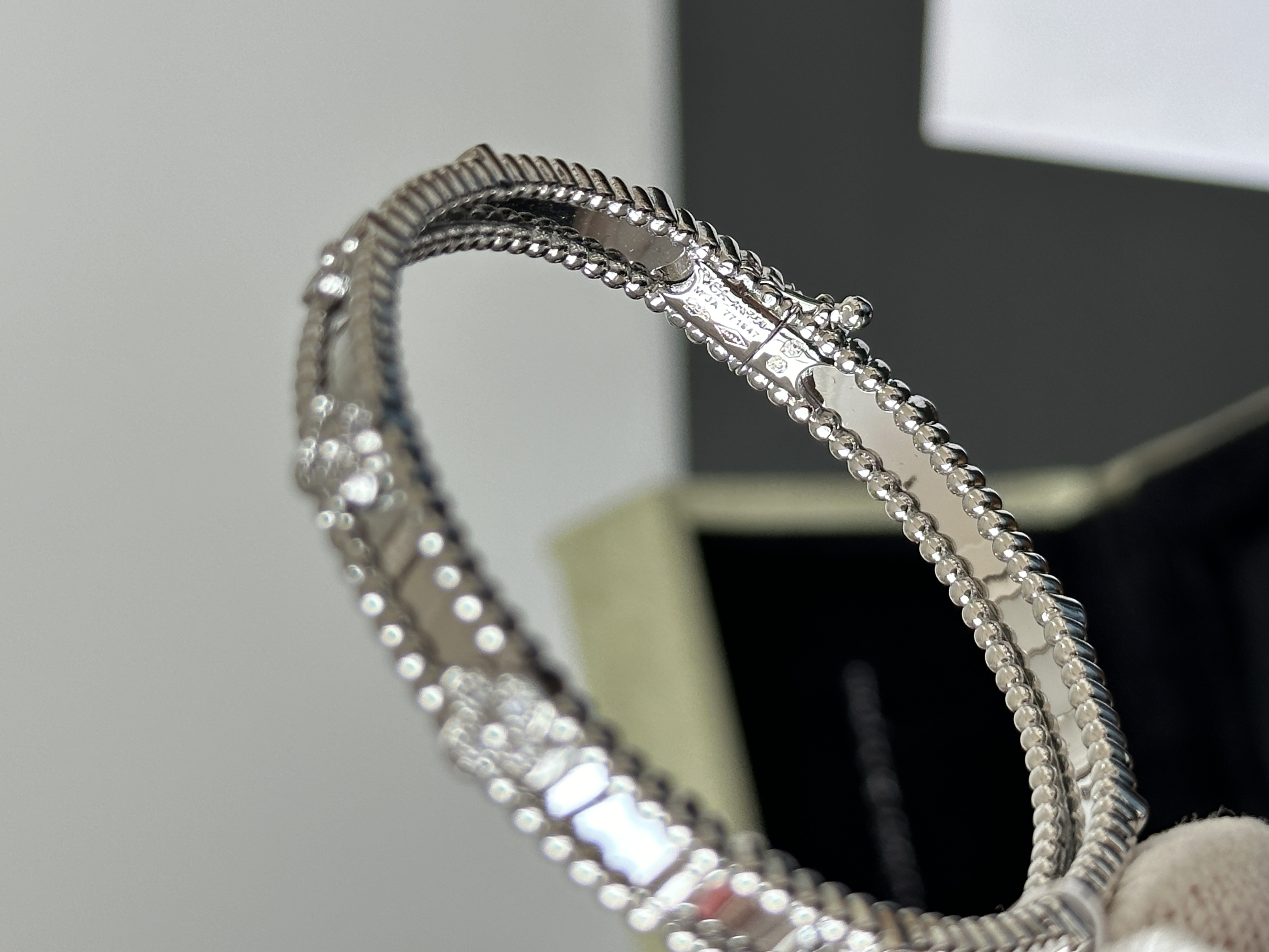 Four-Leaf Clover Paved Diamond Beaded Edge Bangle Bracelet