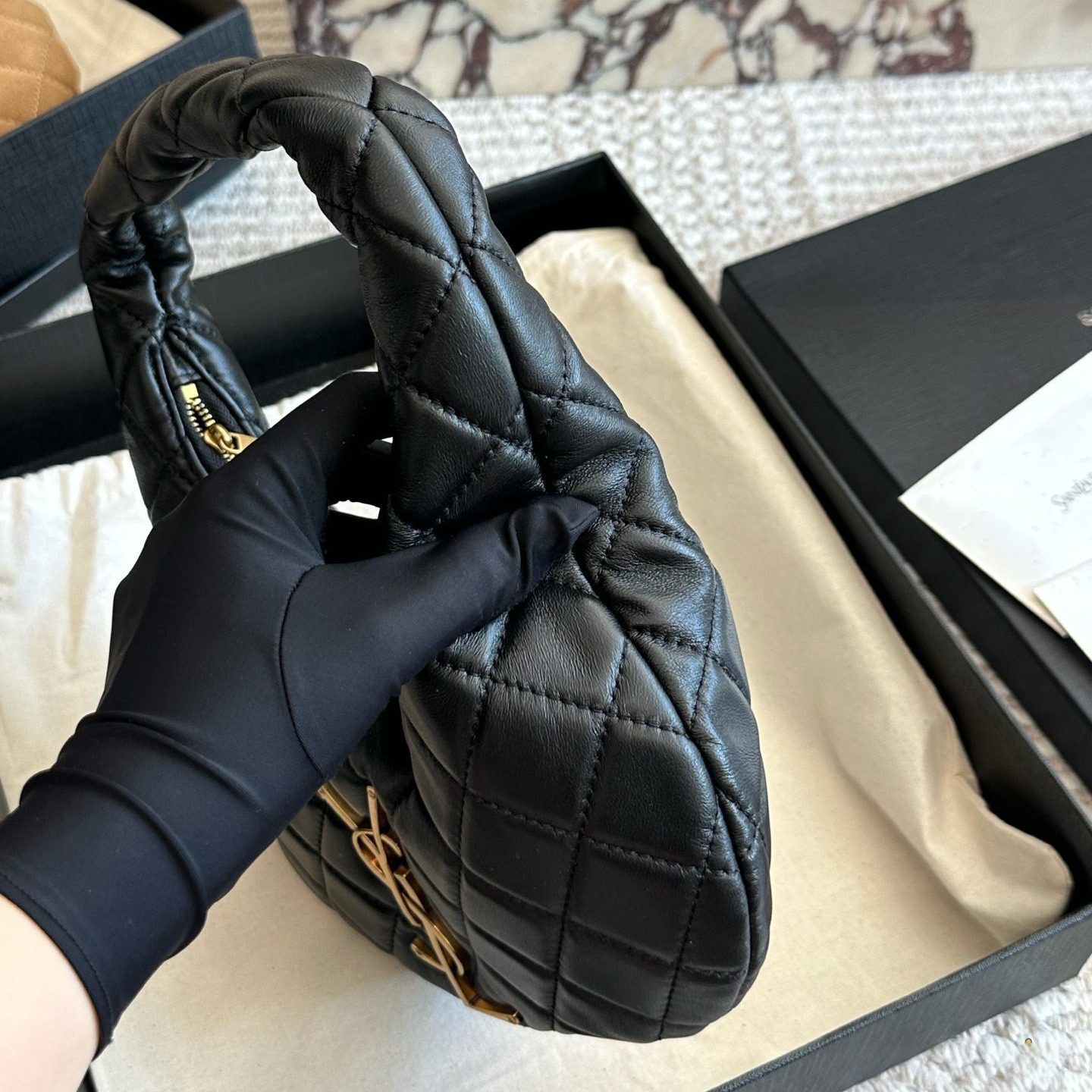 ICARINO IN QUILTED NAPPA