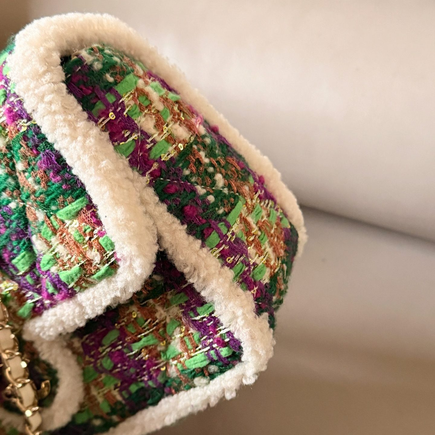 LARGE FLAP BAG MULTICOLOR 25X16CM