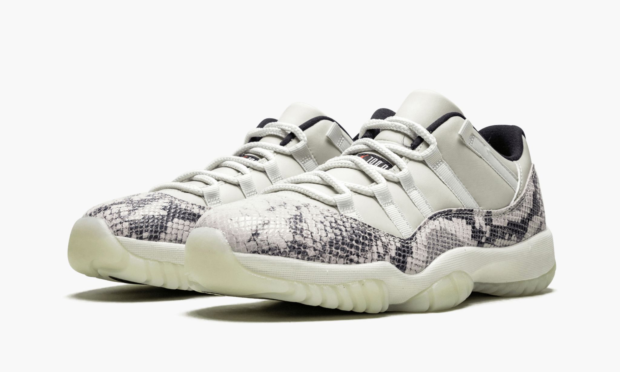Air Jordan 11 Retro Low 