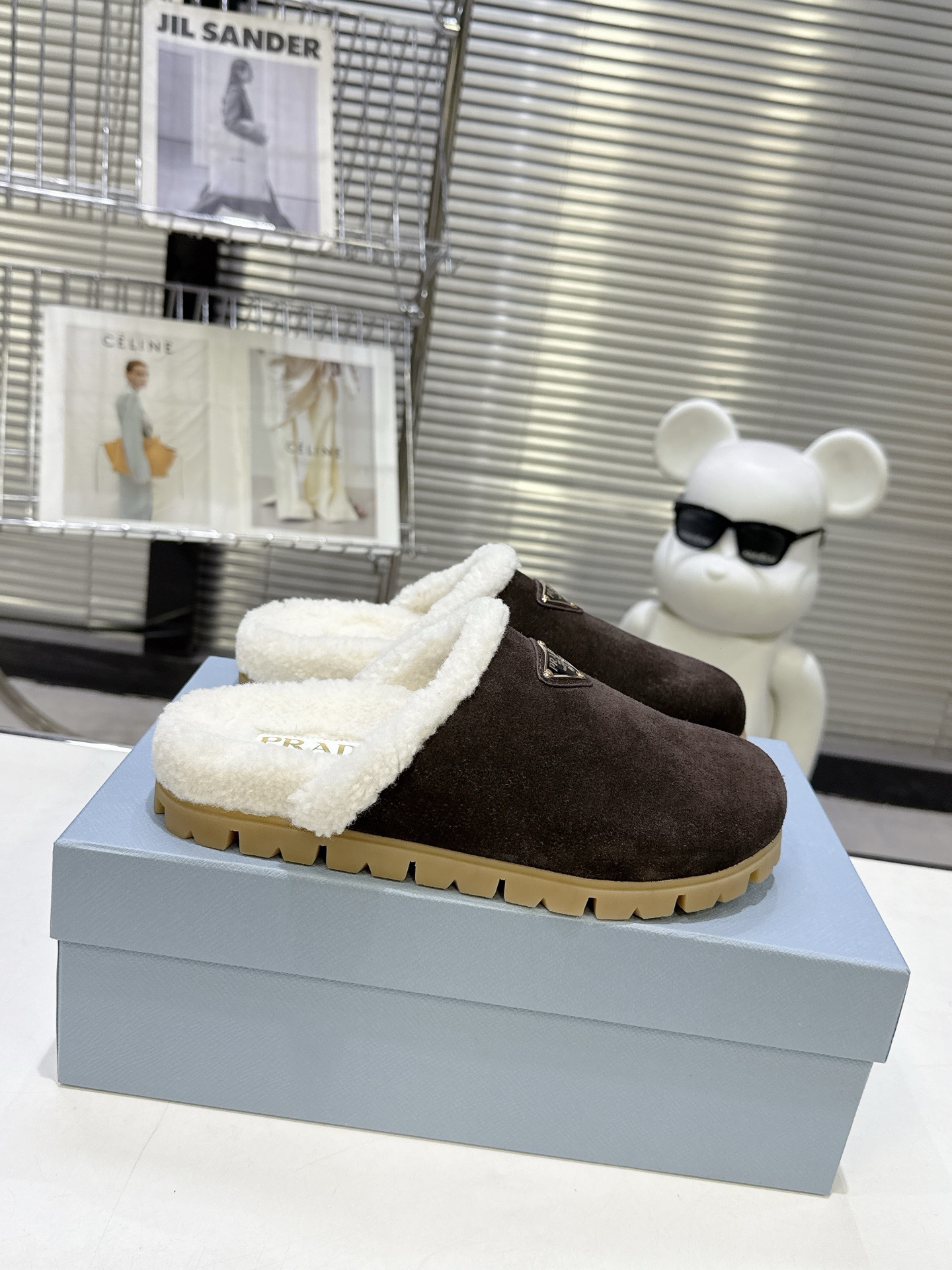 Prada shearlina-lined Suede Mules