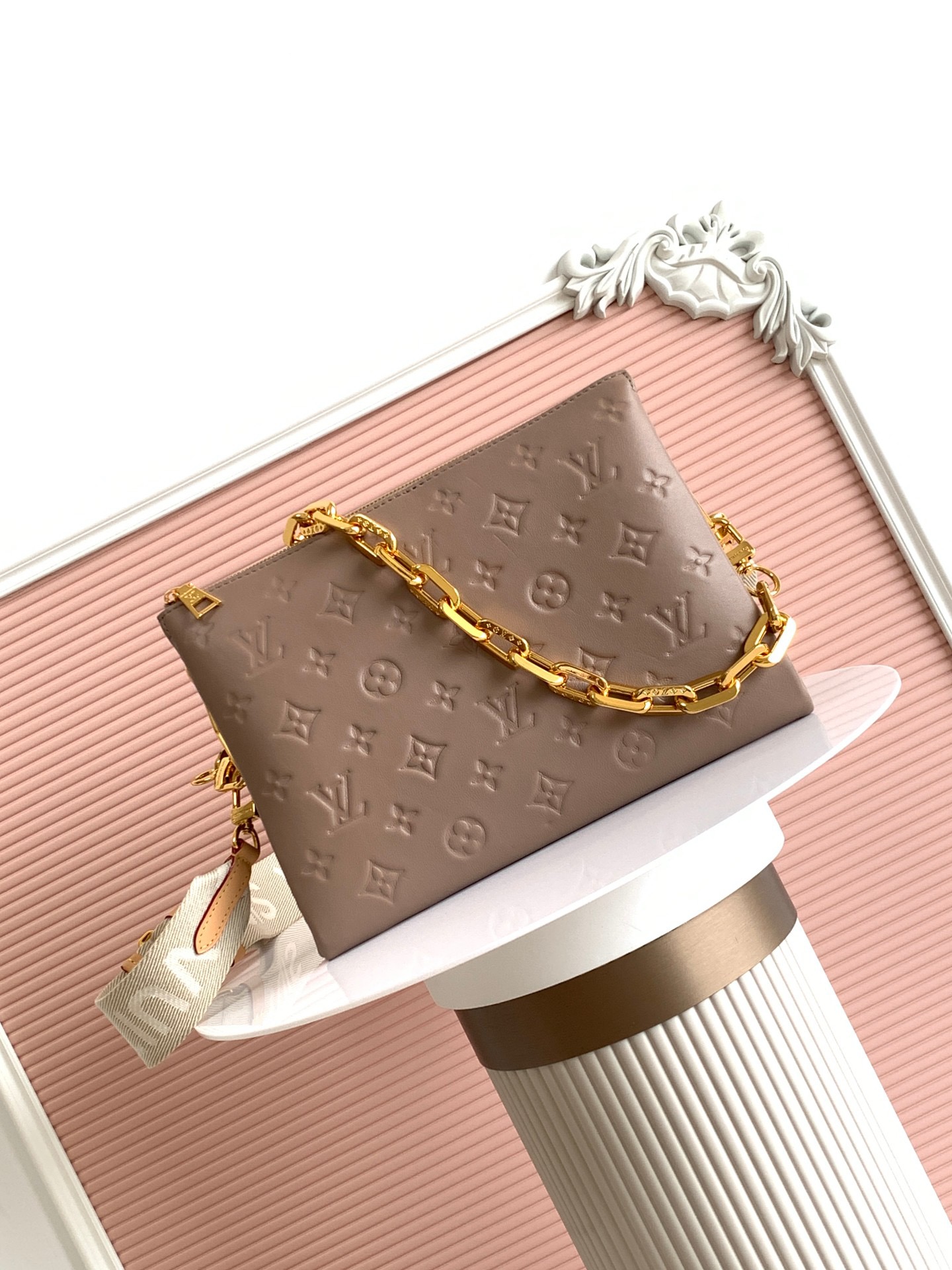 LV Coussin PM