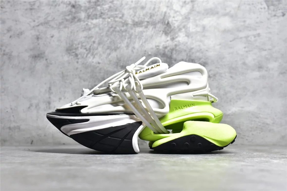2022 Balmain Bullet Shoes White & Green