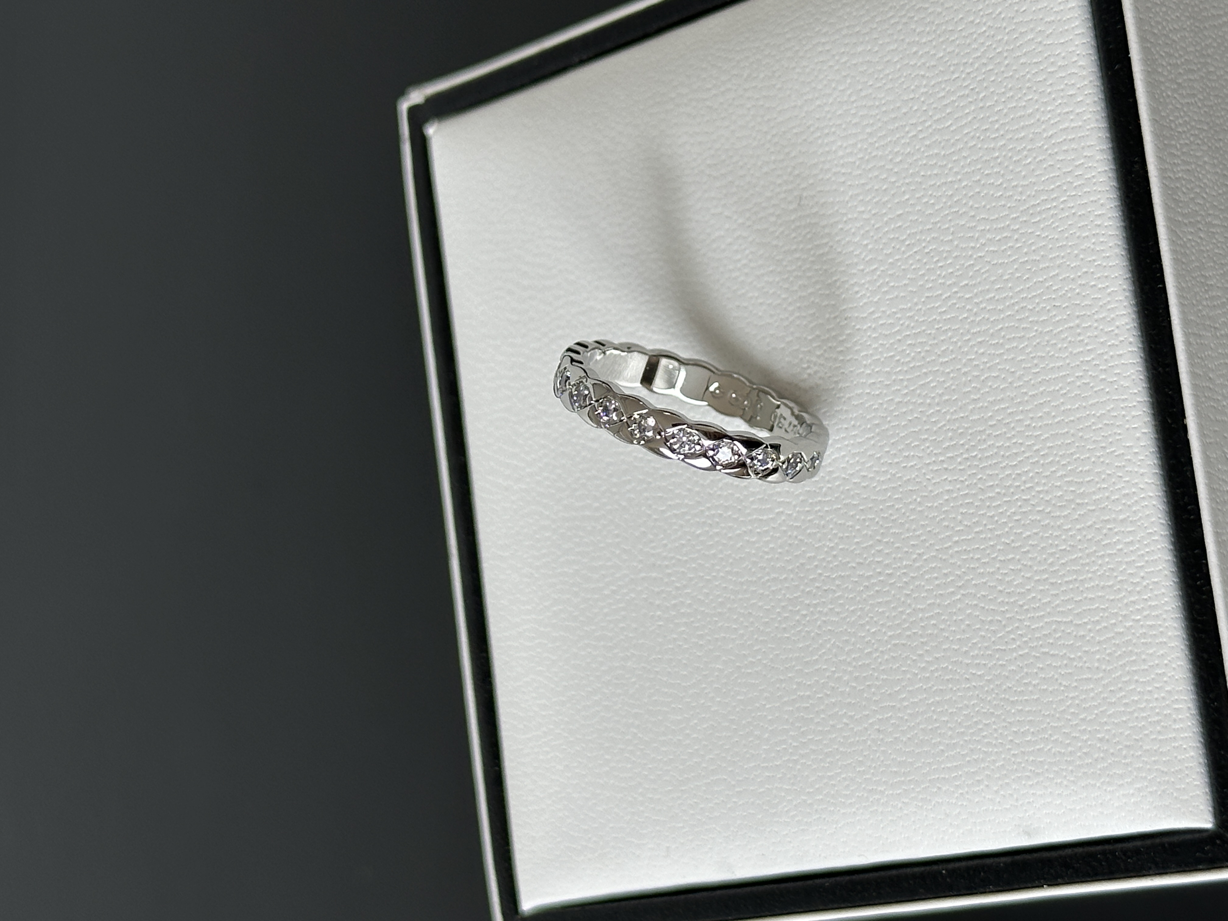 Crushed Ice Row Diamond Thin Silver Ring