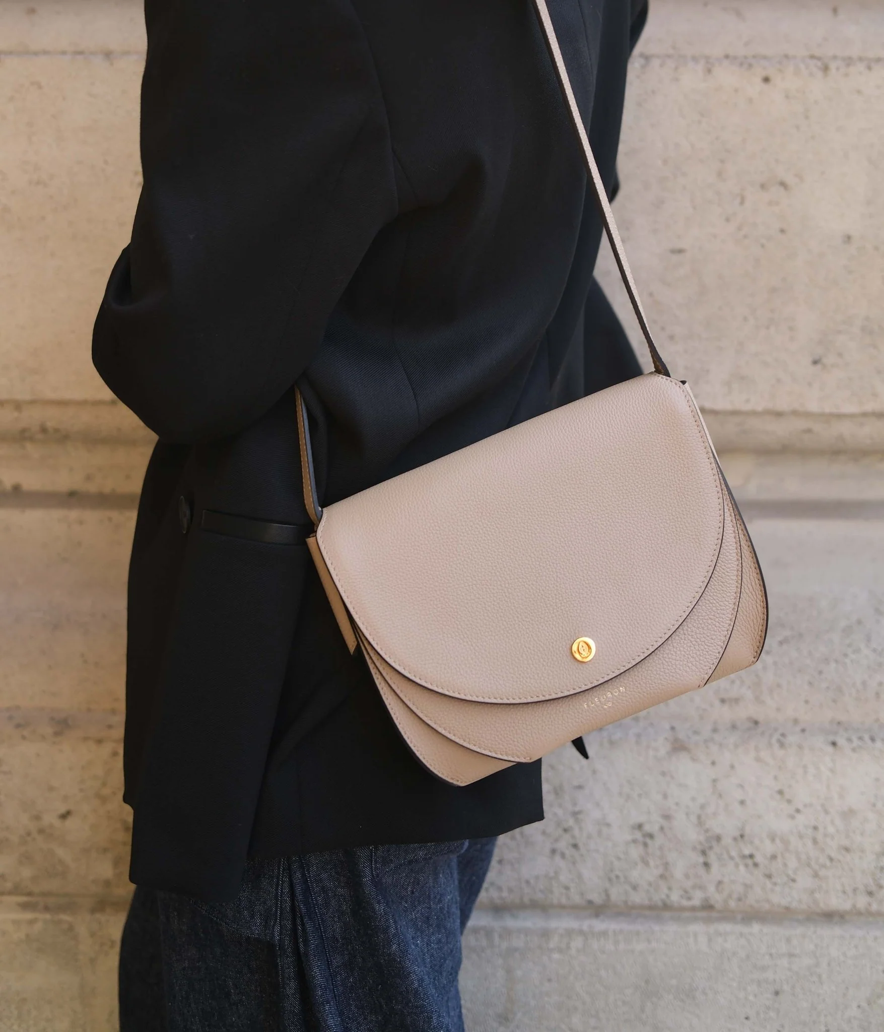 Magnolia | Sable