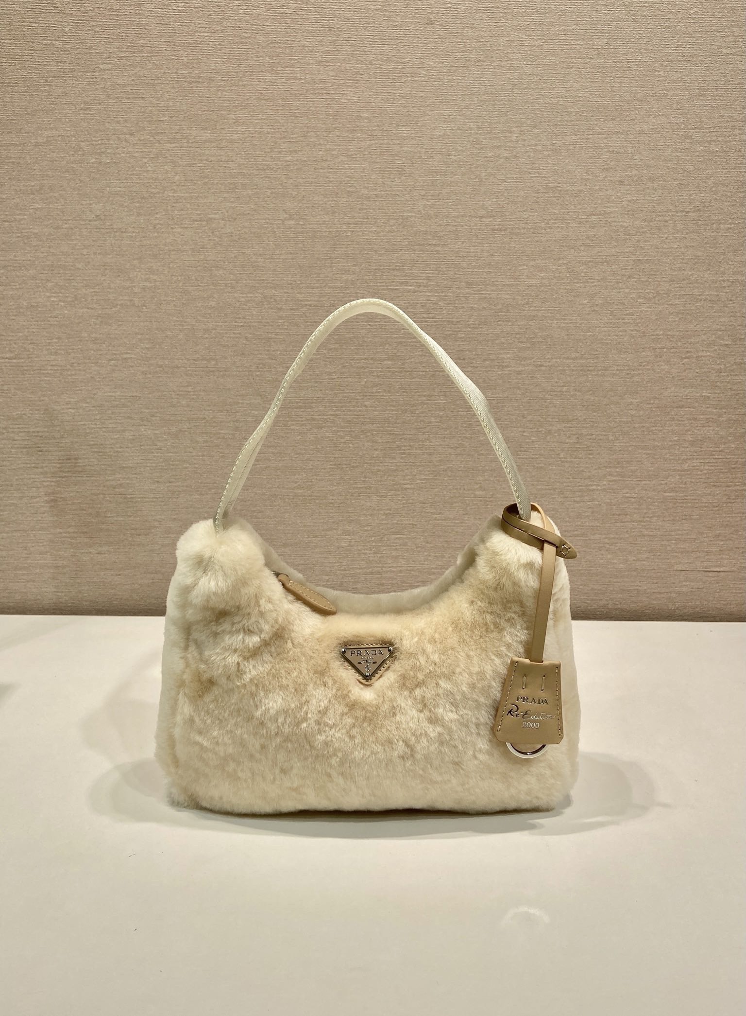 Parada Borsa Hobo Puffy
