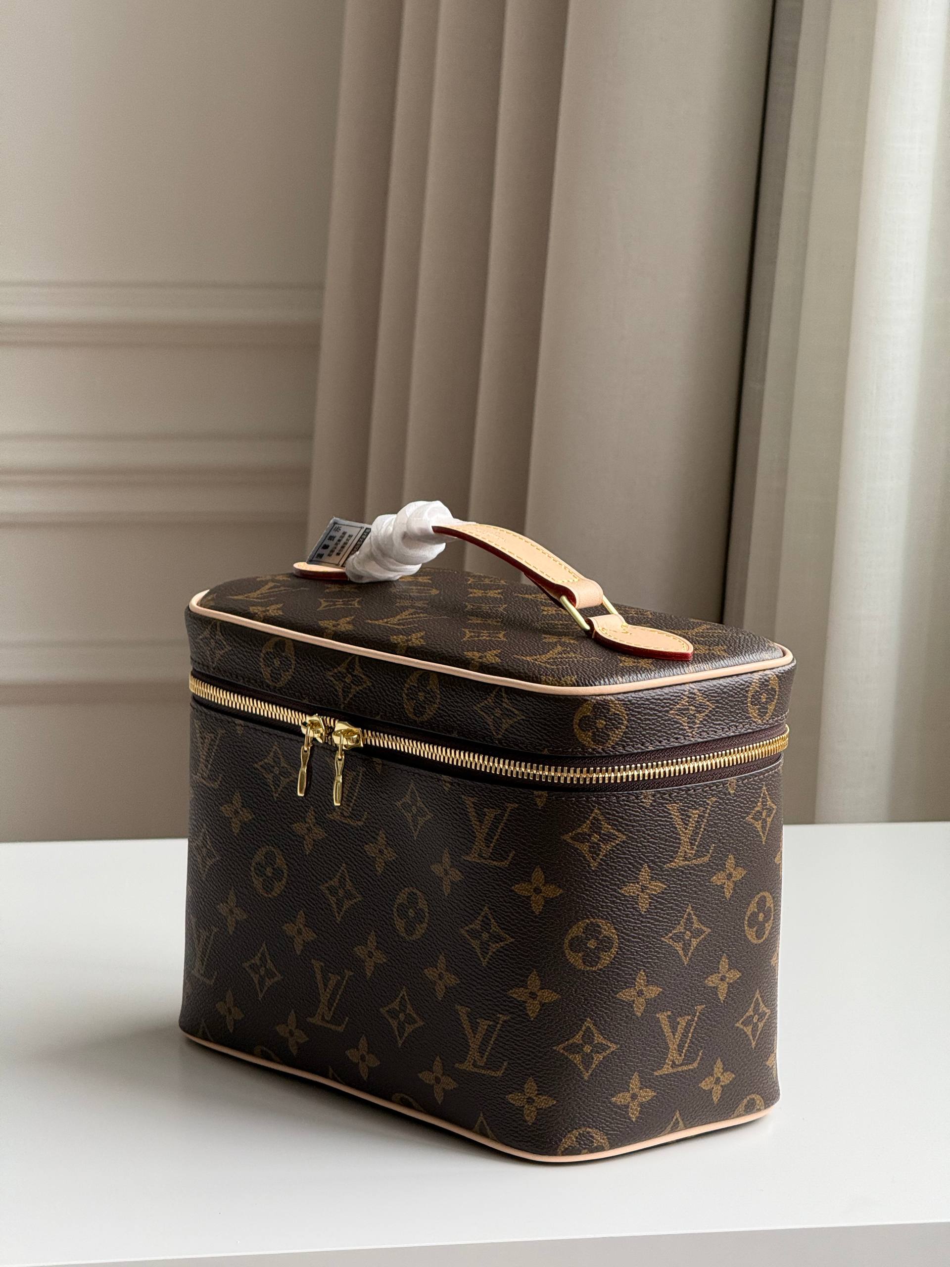 LV Monogram Handheld Cosmetic Vanity Case Bag