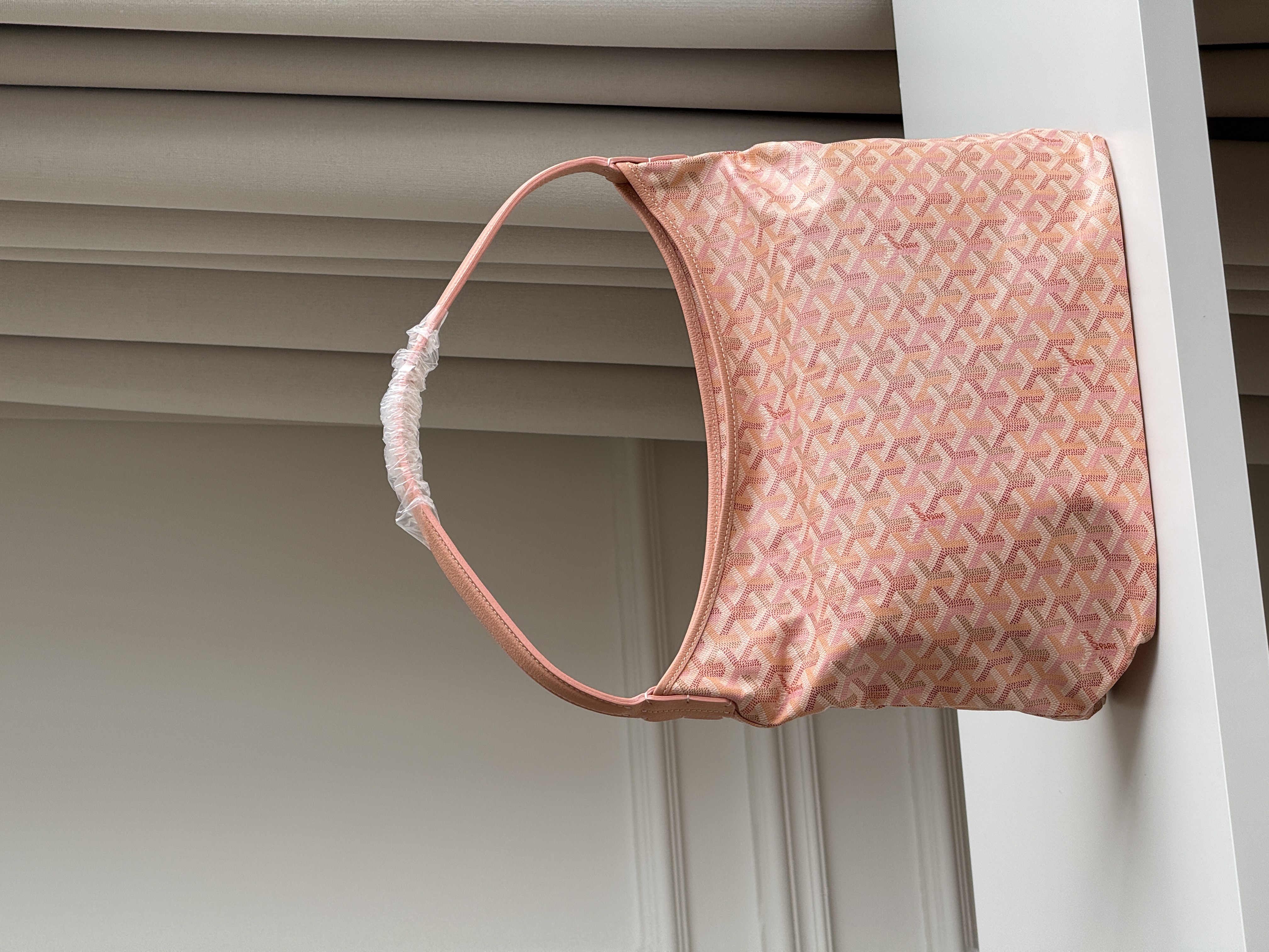 Goyard Boheme Hobo Sakura Pink Goyard Hobo Bag